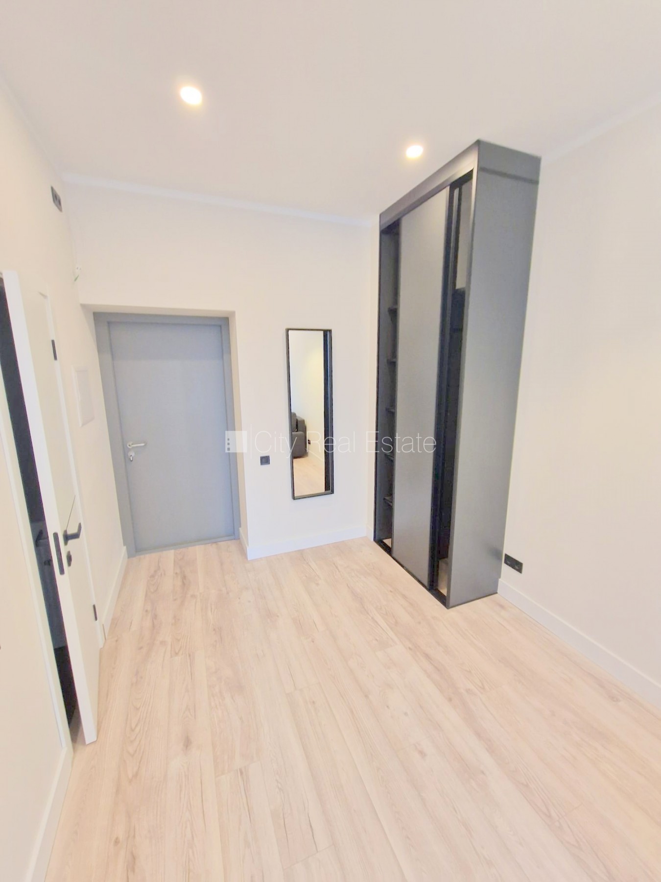 Sludinājumi. Projekts - Matīsa 38, pagalma māja, fasādes māja, renovēta māja, labiekārtots apzaļumots pagalms, Cena: 400 EUR/mēn Foto #24