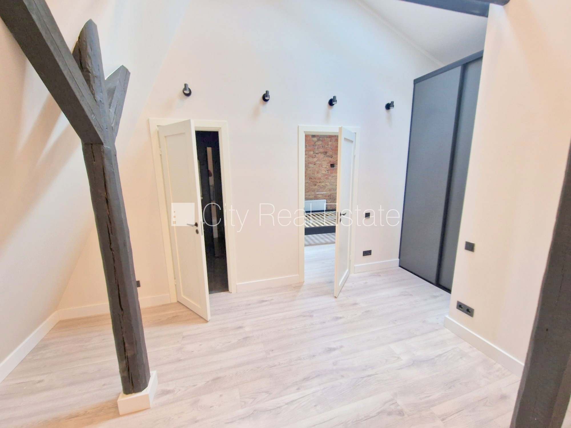 Объявление. Проект - Matīsa 38 (Матиса 38), фасадный дом, реновированный дом, закрытый двор, вход с улицы, Цена: 550 EUR/мес. Foto #5