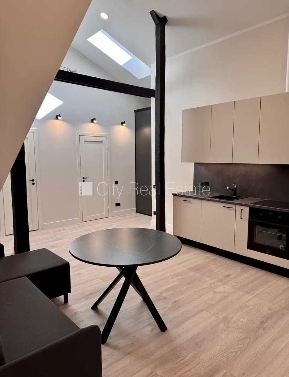 Объявление. Проект - Matīsa 38 (Матиса 38), фасадный дом, реновированный дом, закрытый двор, вход с улицы, Цена: 550 EUR/мес. Foto #23