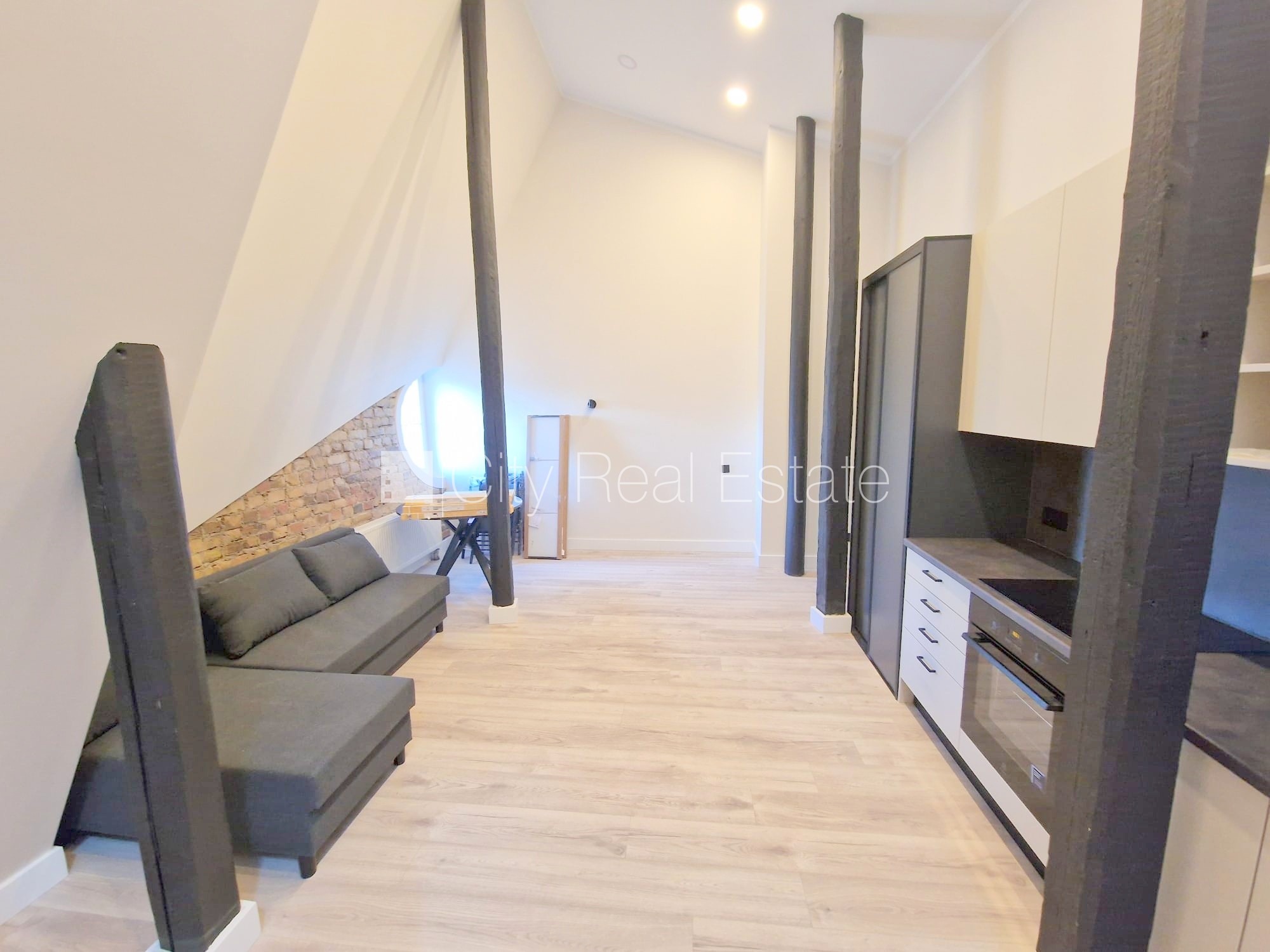 Объявление. Проект - Matīsa 38 (Матиса 38), фасадный дом, реновированный дом, благоустроенный озеленённый двор, Цена: 550 EUR/мес. Foto #5