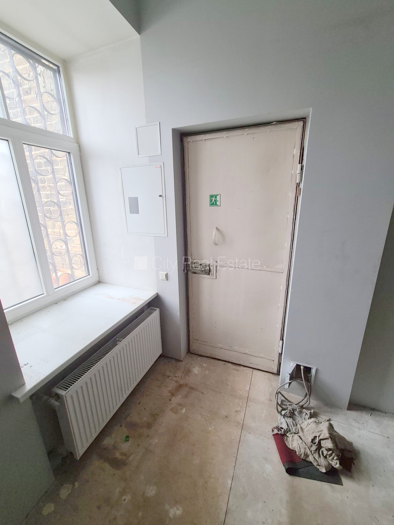 Sludinājumi. Fasādes māja, pagrabstāvā pieejama noliktava, vieta automašīnai, ieeja no ielas, ieeja no pagalma, Cena: 400 EUR/mēn Foto #10