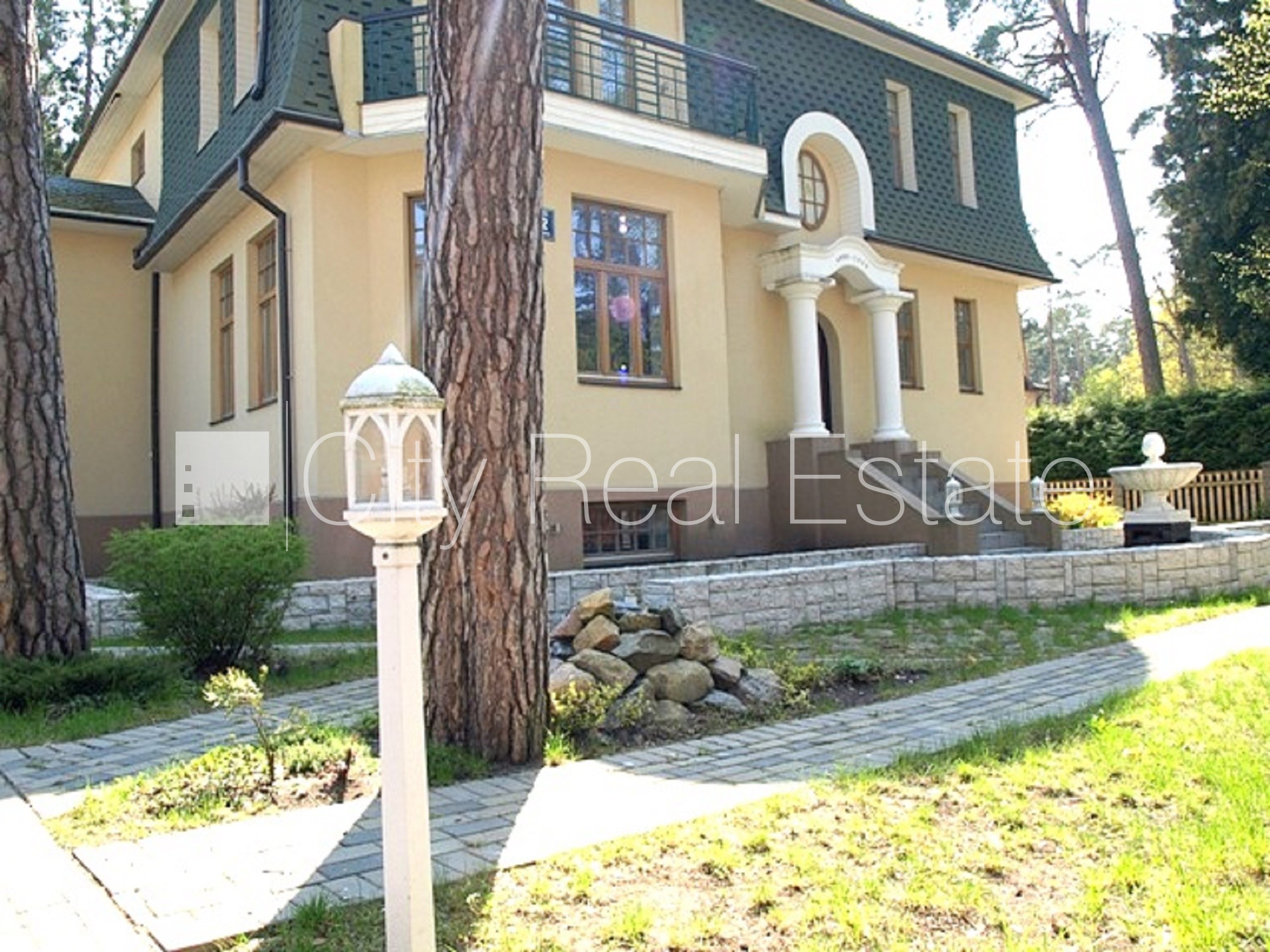 Sludinājumi. Zeme īpašumā, privātmāja, jaunceltne, labiekārtota apzaļumota teritorija 1705 m2, bruģēts Cena: 1.05e+06 EUR Foto #7