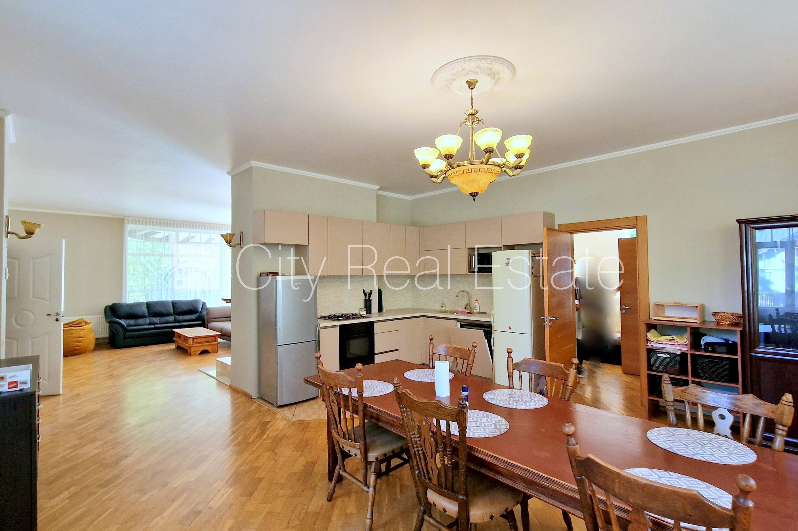 Sludinājumi. Zeme īpašumā, privātmāja, jaunceltne, labiekārtota apzaļumota teritorija 1705 m2, bruģēts Cena: 1.05e+06 EUR Foto #11