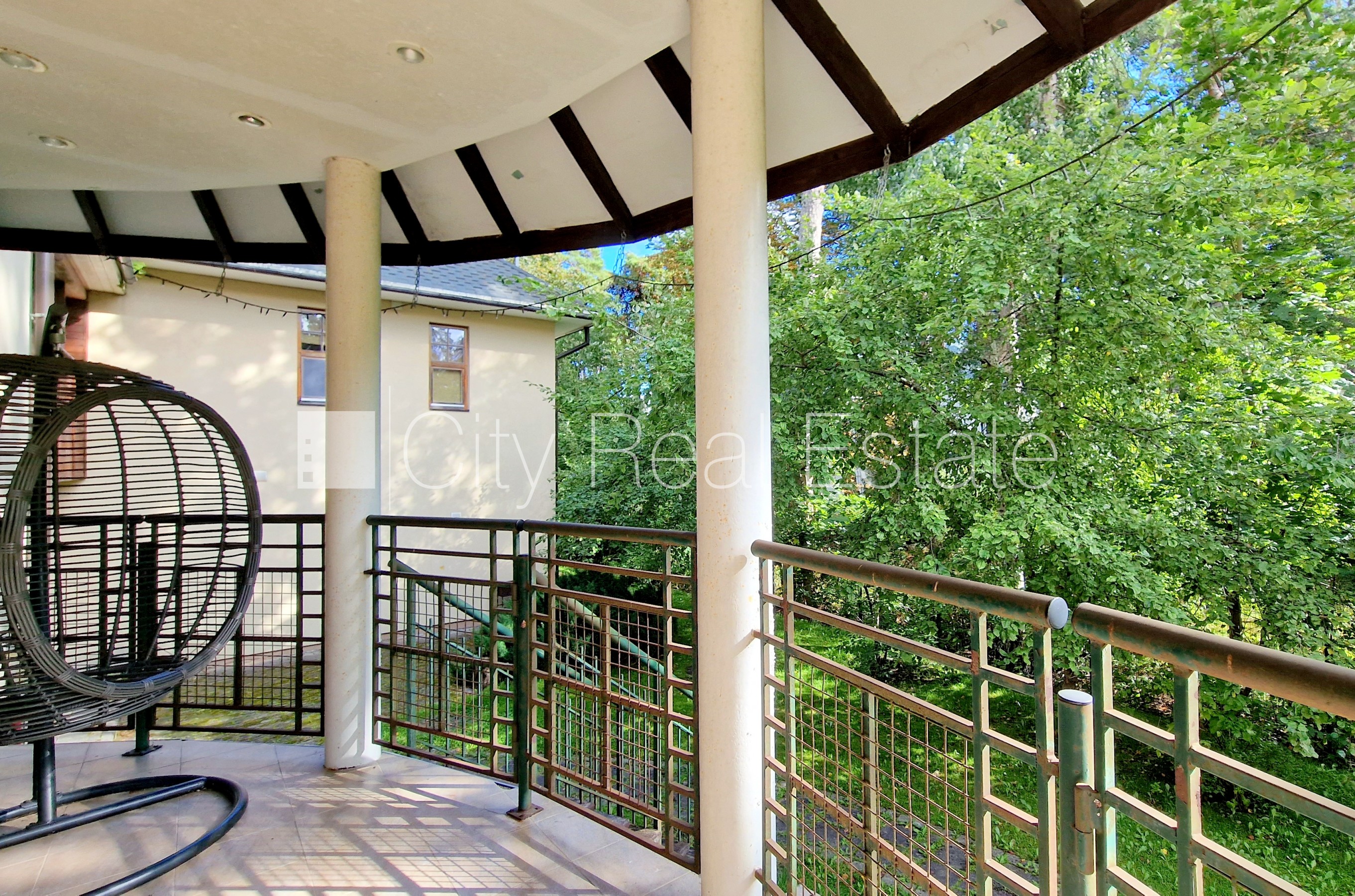 Sludinājumi. Zeme īpašumā, privātmāja, jaunceltne, labiekārtota apzaļumota teritorija 1705 m2, bruģēts Cena: 1.05e+06 EUR Foto #18