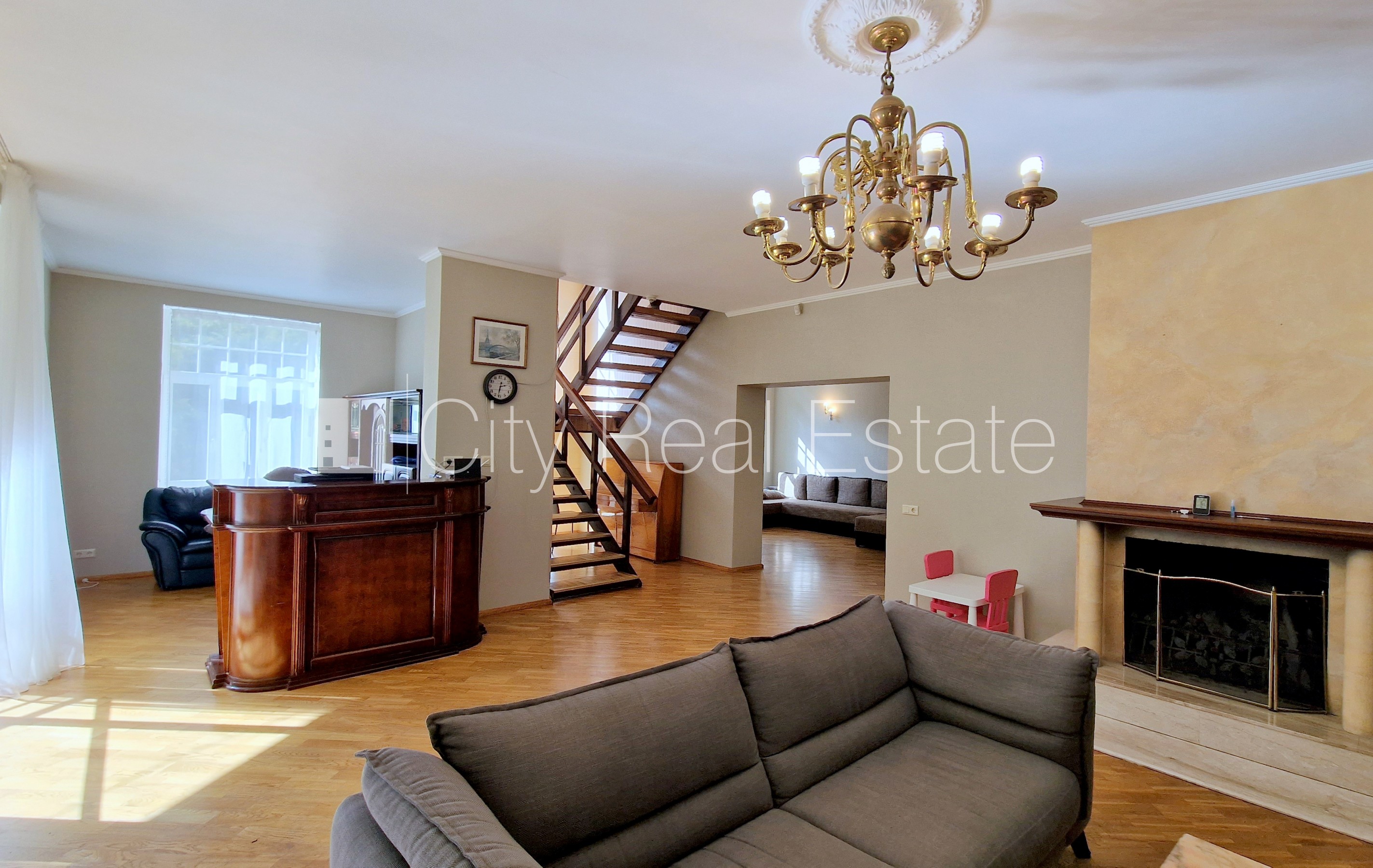 Sludinājumi. Zeme īpašumā, privātmāja, jaunceltne, labiekārtota apzaļumota teritorija 1705 m2, bruģēts Cena: 1.05e+06 EUR Foto #9