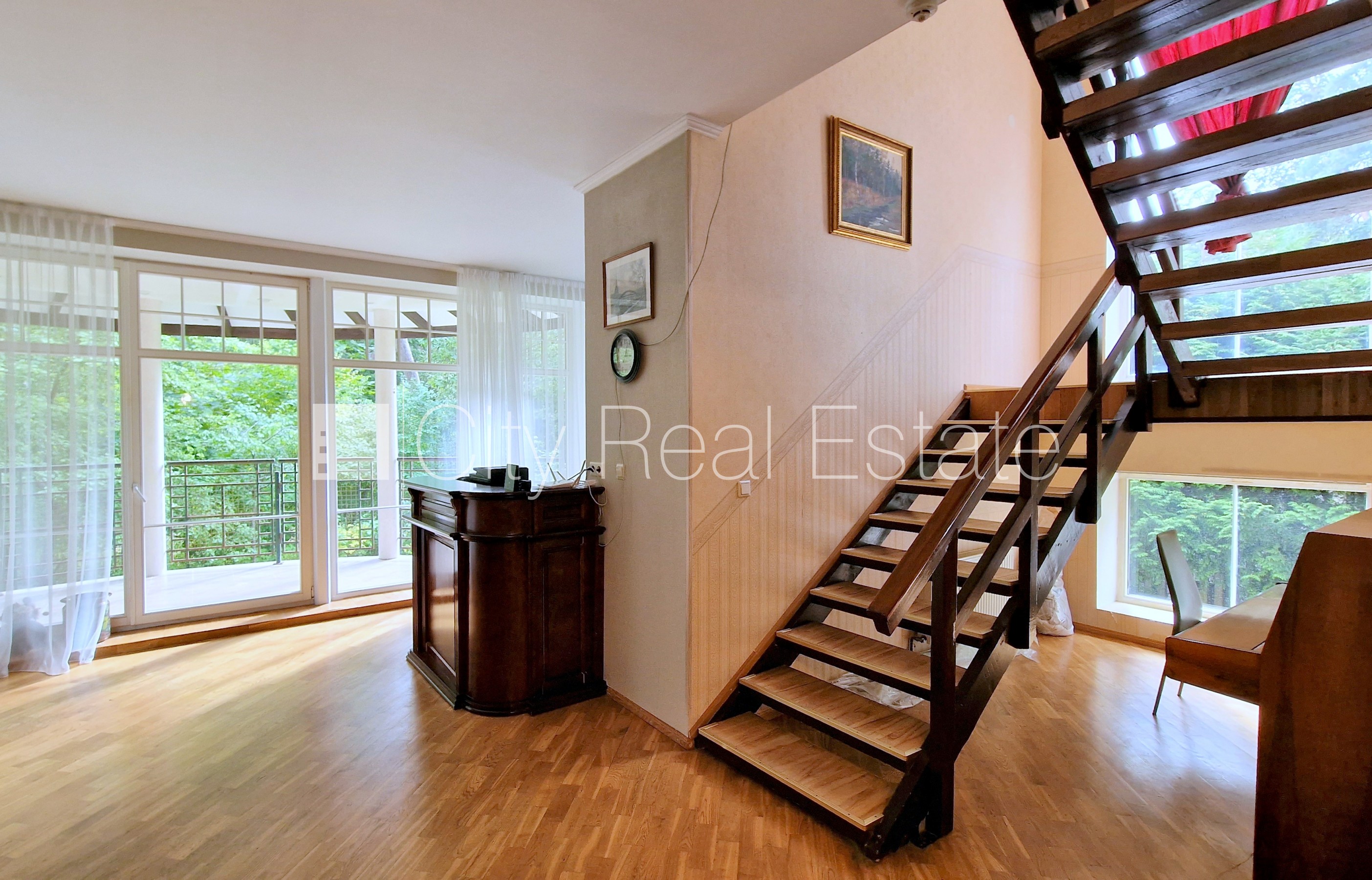 Sludinājumi. Zeme īpašumā, privātmāja, jaunceltne, labiekārtota apzaļumota teritorija 1705 m2, bruģēts Cena: 1.05e+06 EUR Foto #21