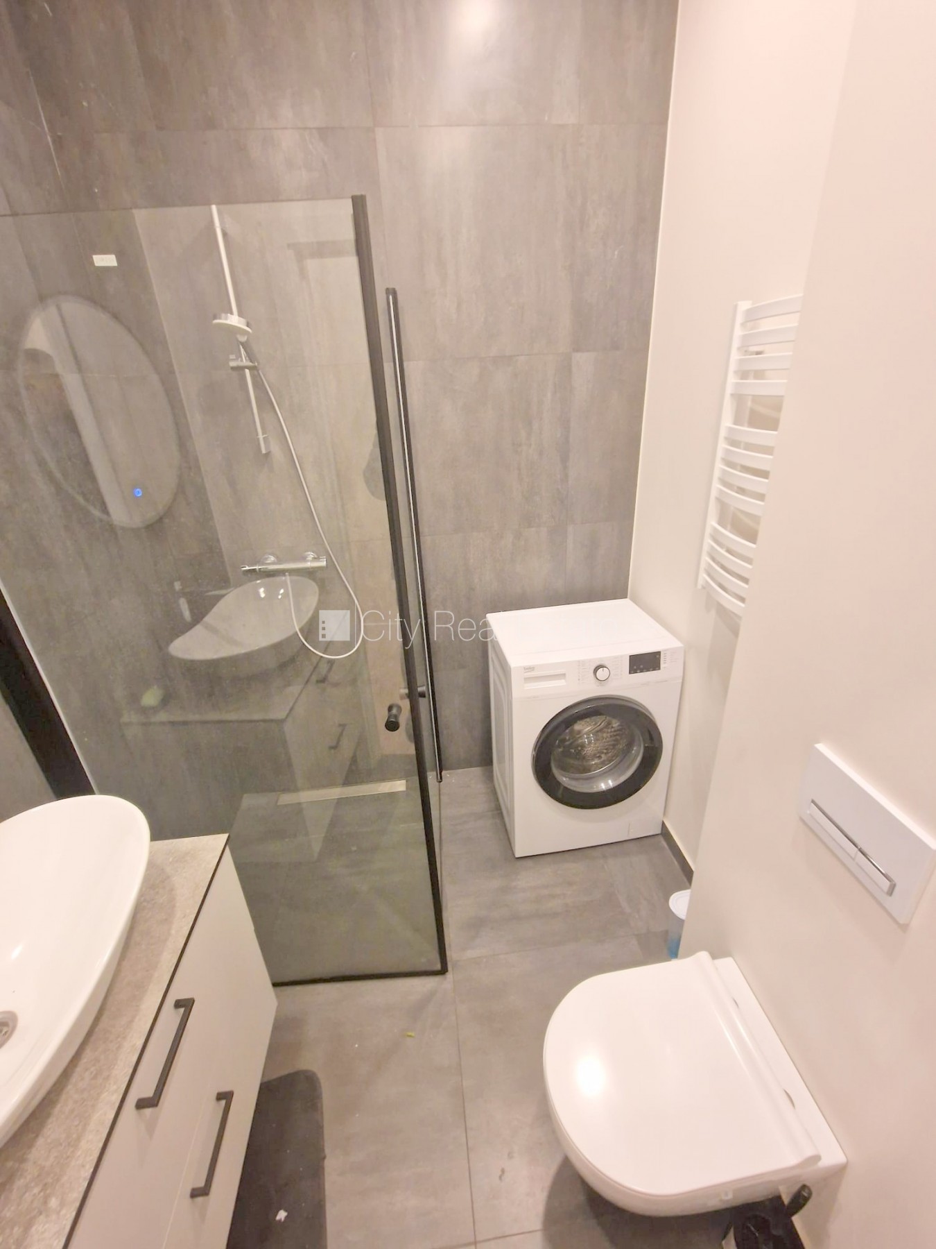 Sludinājumi. Projekts - Matīsa 38, fasādes māja, renovēta māja, labiekārtots apzaļumots pagalms, slēgts pagalms, Cena: 330 EUR/mēn Foto #14