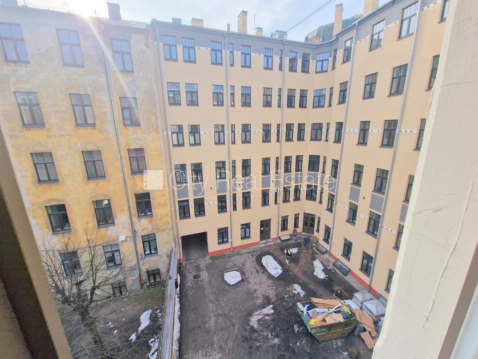 Sludinājumi. Projekts - Matīsa 38, fasādes māja, renovēta māja, labiekārtots apzaļumots pagalms, slēgts pagalms, Cena: 330 EUR/mēn Foto #9