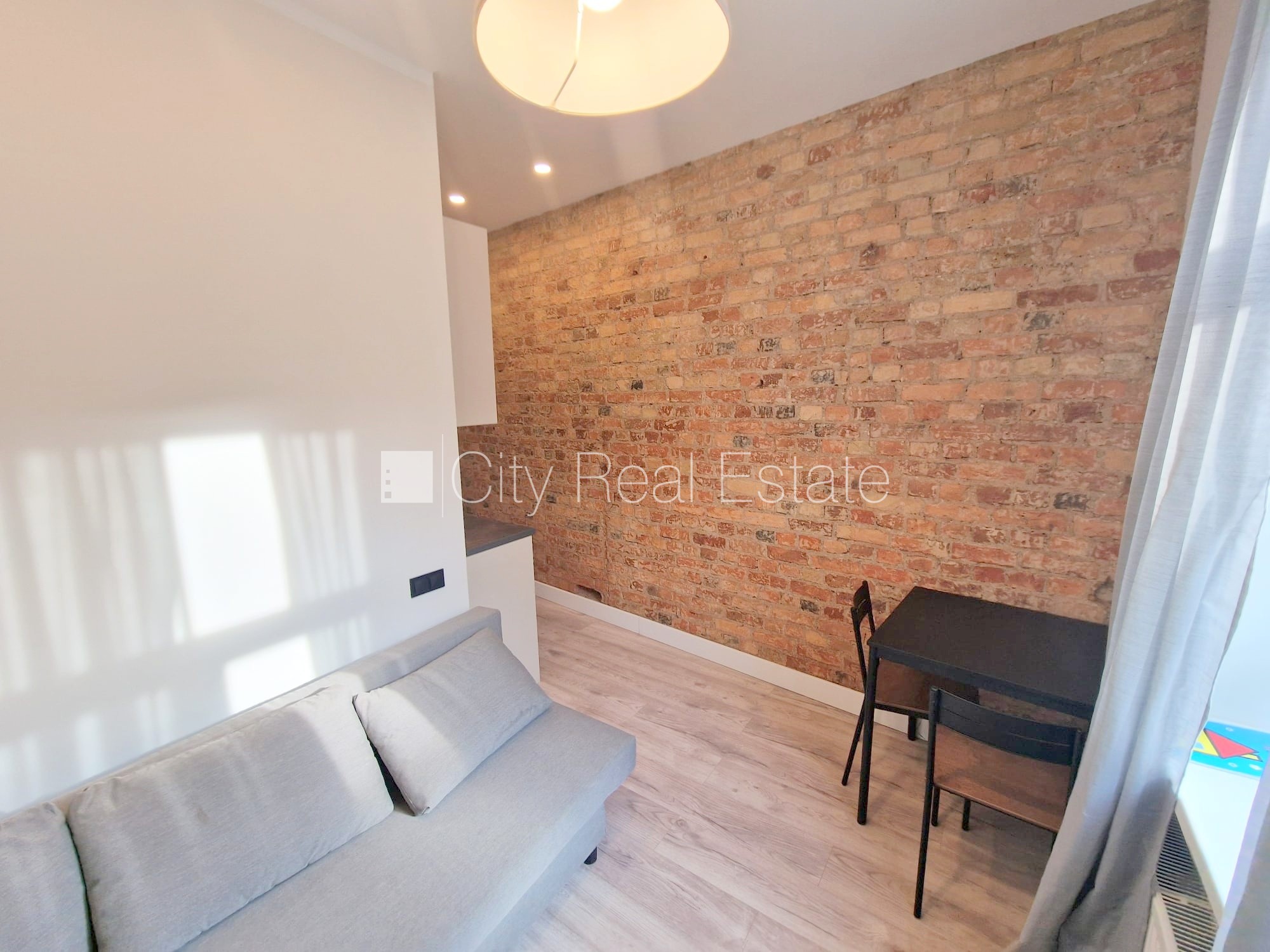 Sludinājumi. Projekts - Matīsa 38, fasādes māja, renovēta māja, labiekārtots apzaļumots pagalms, slēgts pagalms, Cena: 330 EUR/mēn Foto #8