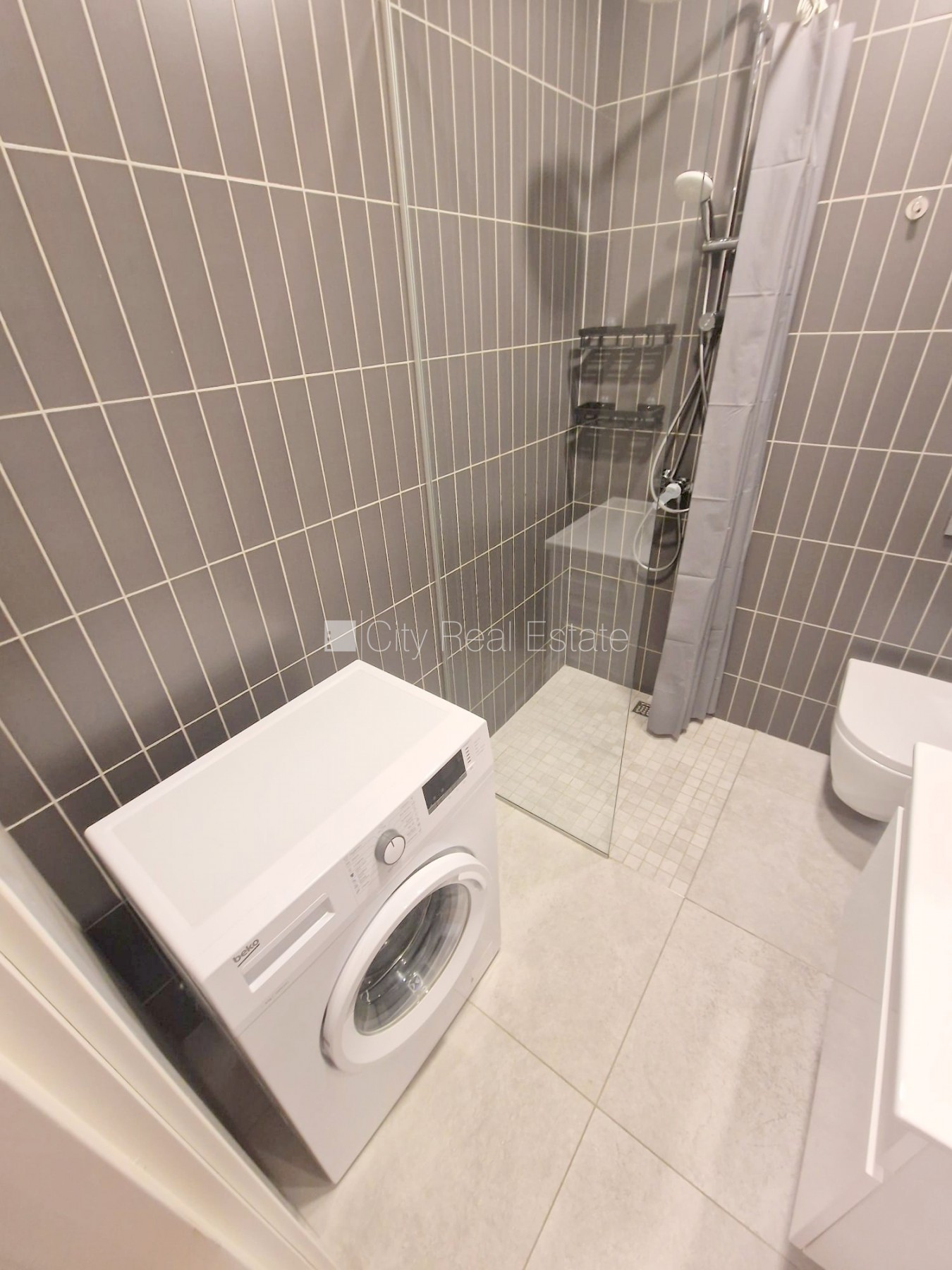 Sludinājumi. Projekts - Matīsa 38, fasādes māja, renovēta māja, labiekārtots apzaļumots pagalms, slēgts pagalms, Cena: 330 EUR/mēn Foto #15