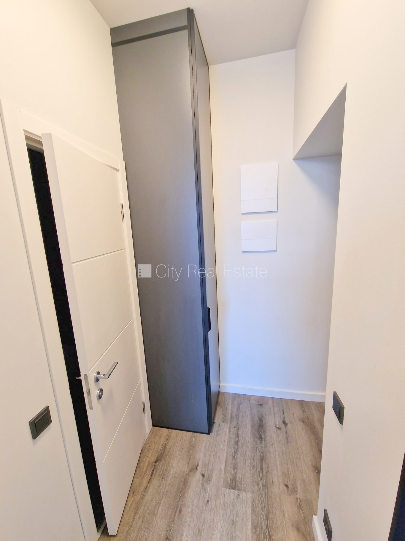 Sludinājumi. Projekts - Matīsa 38, pagalma ēka, renovēta māja, labiekārtots apzaļumots pagalms, slēgts pagalms, Cena: 300 EUR/mēn Foto #15