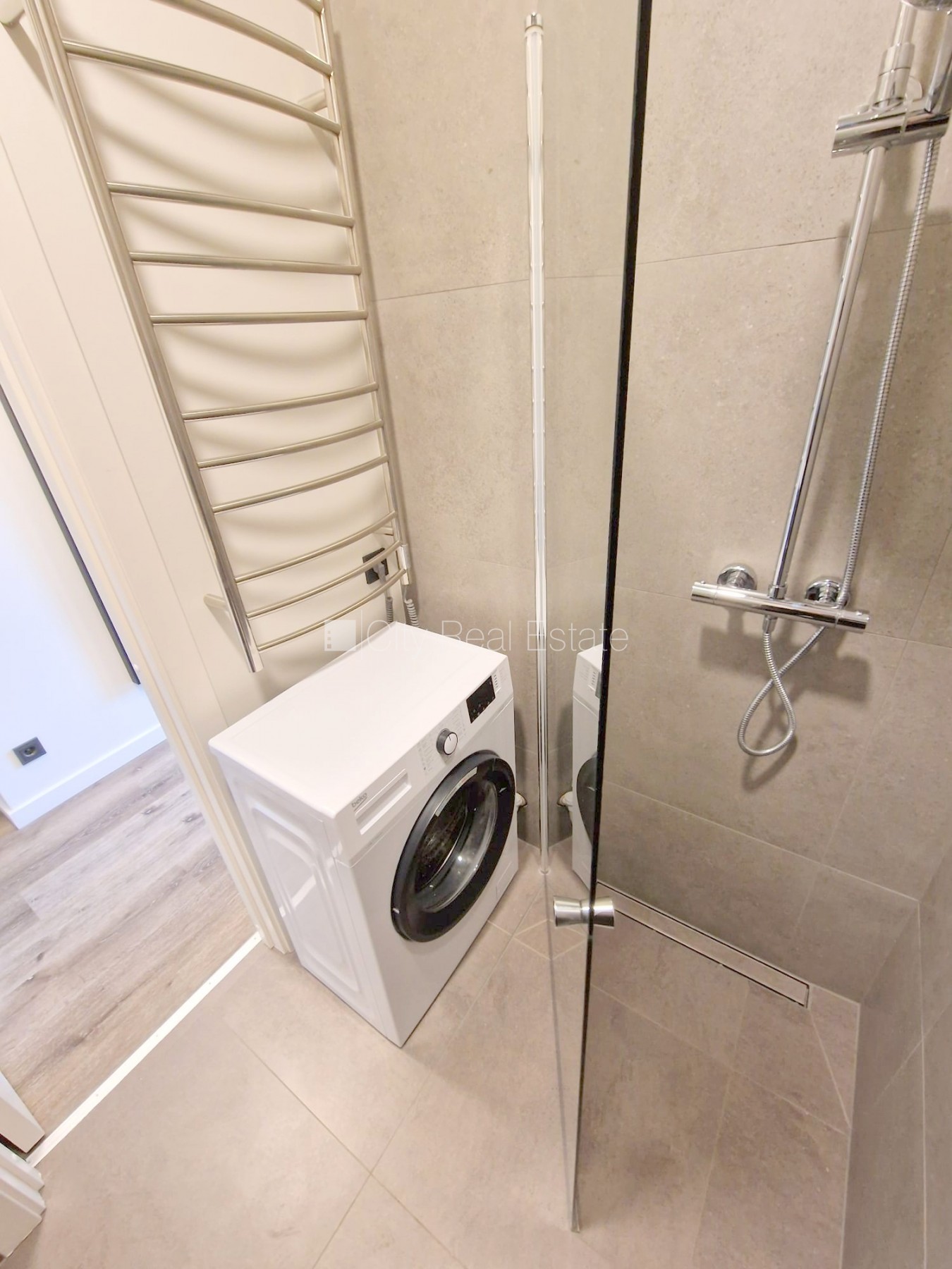 Sludinājumi. Projekts - Matīsa 38, pagalma ēka, renovēta māja, labiekārtots apzaļumots pagalms, slēgts pagalms, Cena: 300 EUR/mēn Foto #11