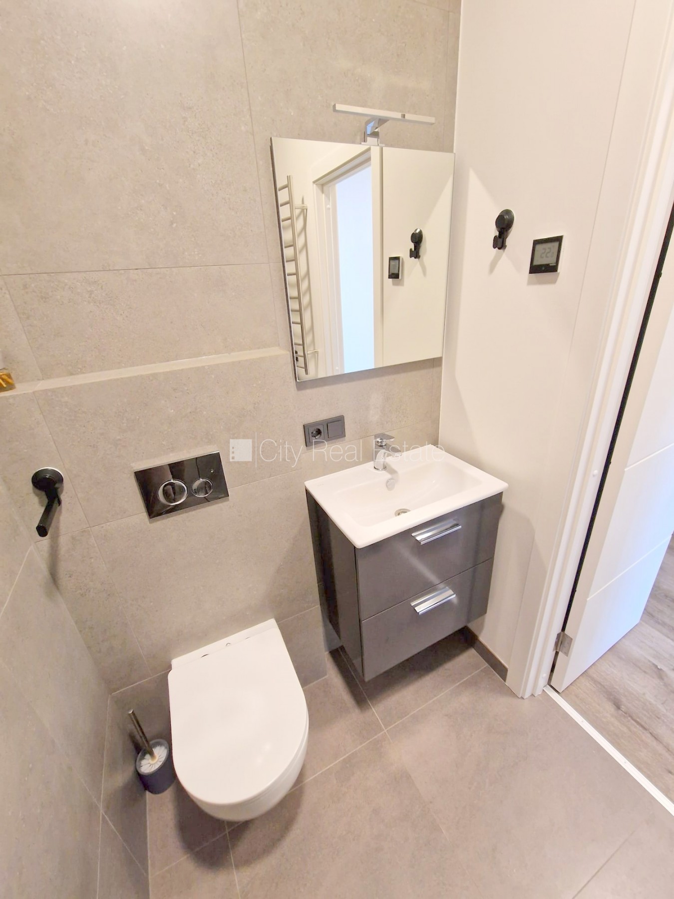 Sludinājumi. Projekts - Matīsa 38, pagalma ēka, renovēta māja, labiekārtots apzaļumots pagalms, slēgts pagalms, Cena: 300 EUR/mēn Foto #12