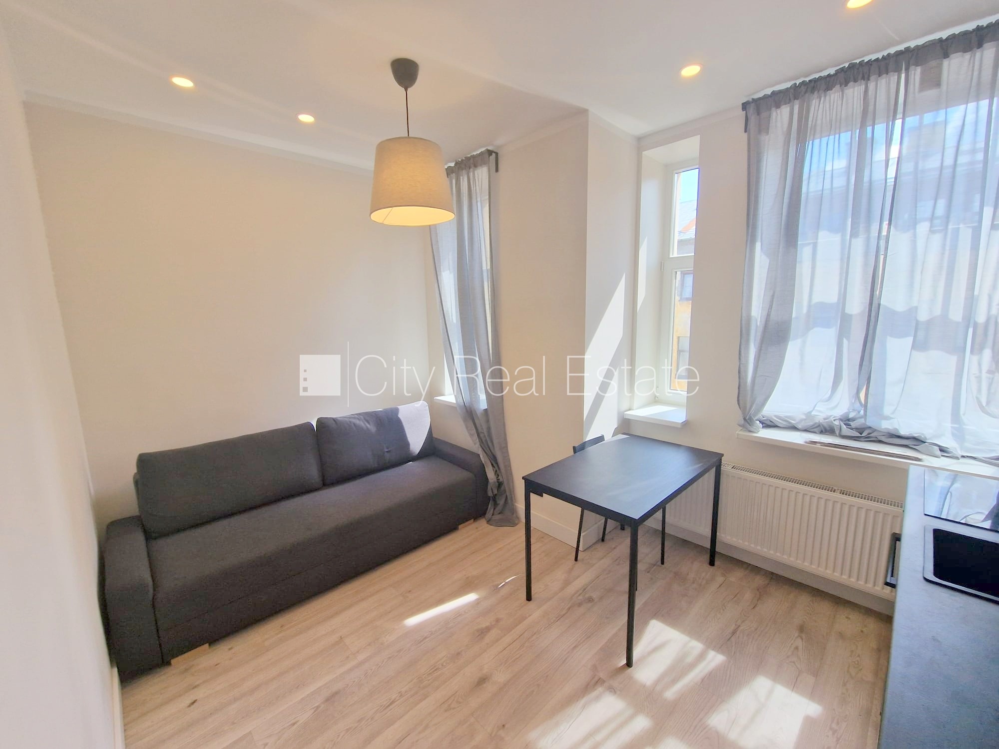 Sludinājumi. Projekts - Matīsa 38, fasādes māja, renovēta māja, labiekārtots apzaļumots pagalms, slēgts pagalms, Cena: 330 EUR/mēn Foto #3