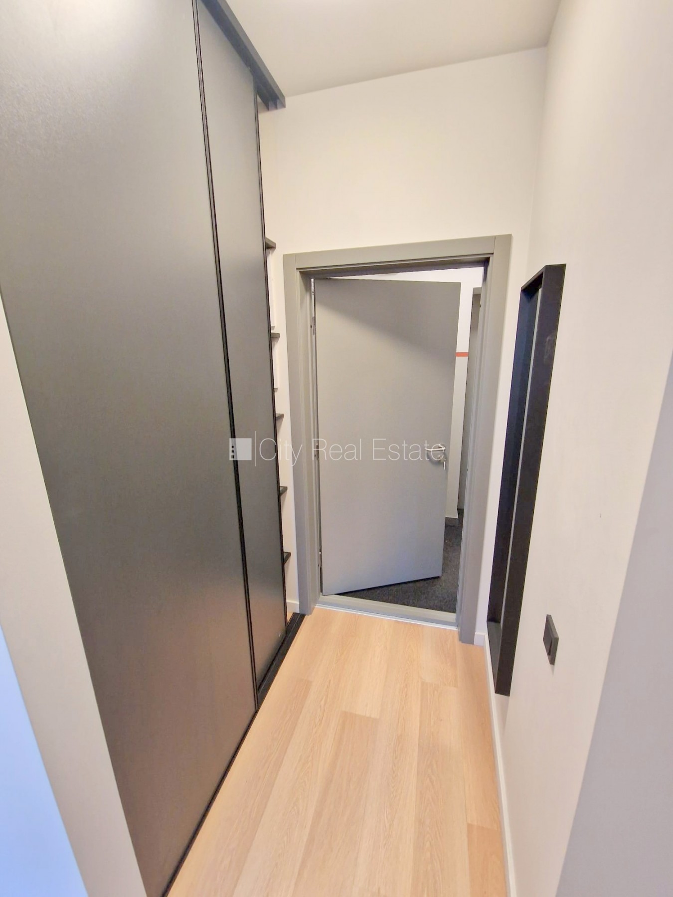 Sludinājumi. Projekts - Matīsa 38, pagalma māja, renovēta māja, labiekārtots apzaļumots pagalms, slēgts pagalms, Cena: 320 EUR/mēn Foto #10