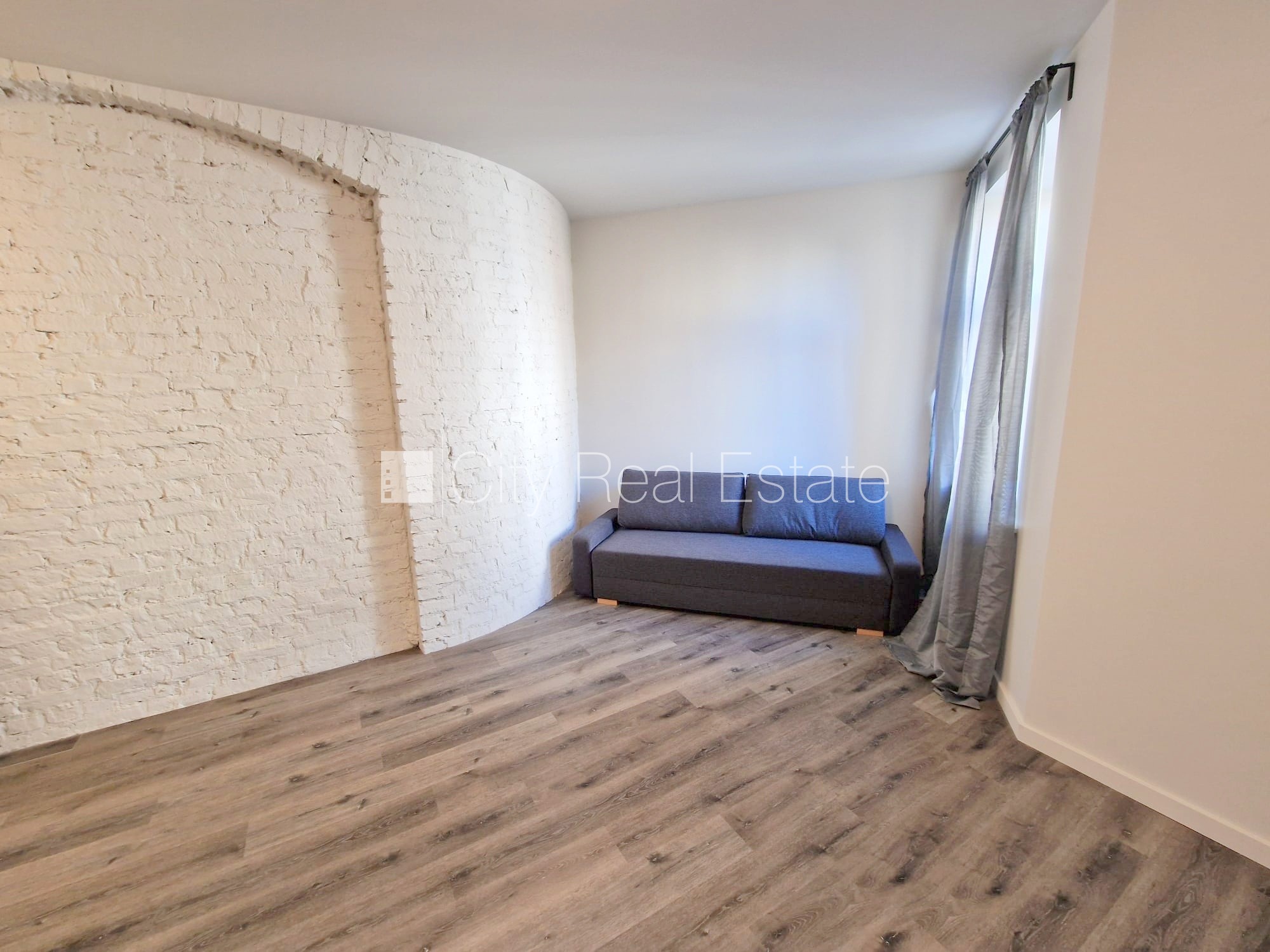 Sludinājumi. Projekts - Matīsa 38, pagalma ēka, renovēta māja, labiekārtots apzaļumots pagalms, ieeja no ielas Cena: 420 EUR/mēn Foto #6