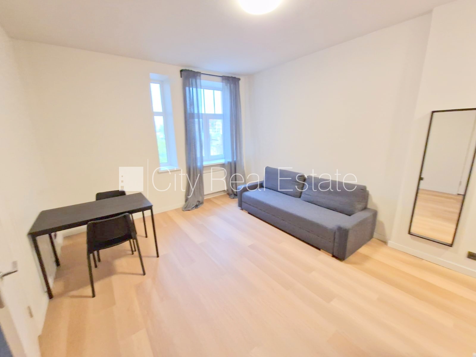 Sludinājumi. Projekts - Matīsa 38, pagalma ēka, renovēta māja, labiekārtots apzaļumots pagalms, ieeja no ielas Cena: 500 EUR/mēn Foto #7