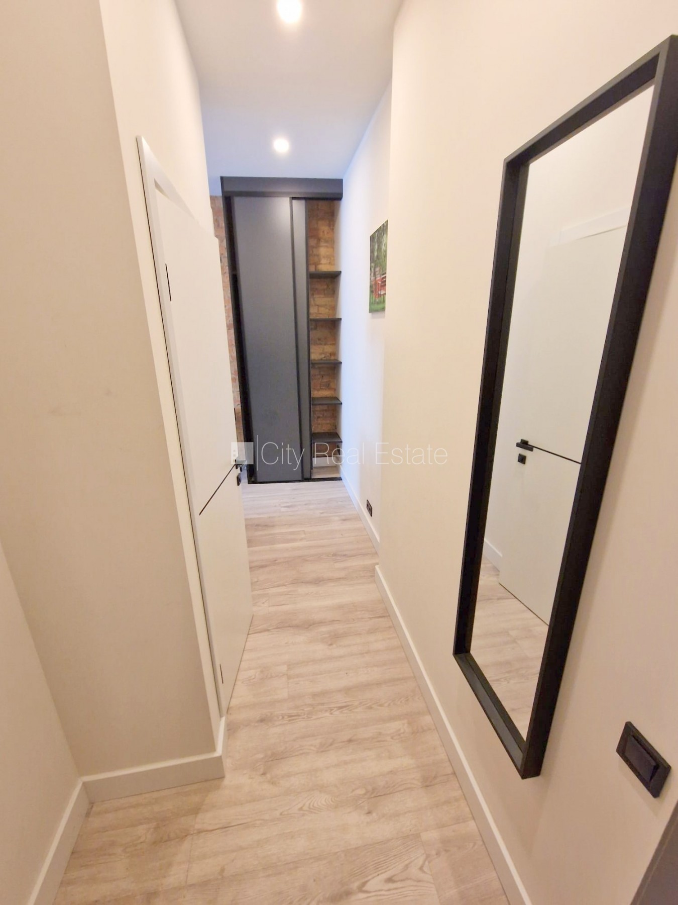 Sludinājumi. Projekts - Matīsa 38, fasādes māja, renovēta māja, labiekārtots apzaļumots pagalms, ieeja no ielas, Cena: 360 EUR/mēn Foto #20