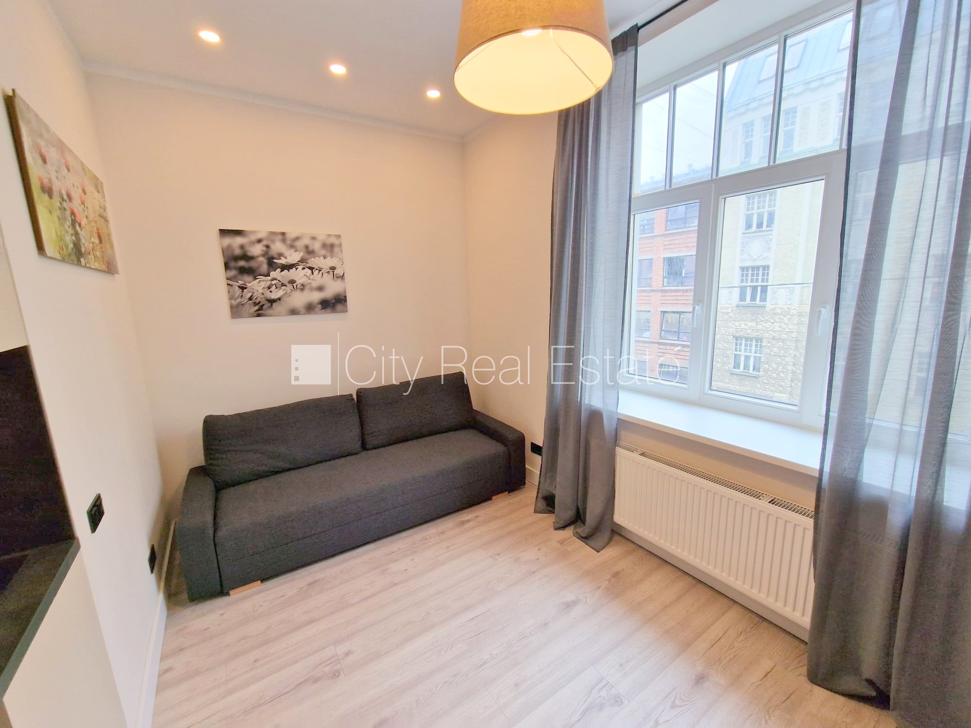 Sludinājumi. Projekts - Matīsa 38, fasādes māja, renovēta māja, labiekārtots apzaļumots pagalms, ieeja no ielas, Cena: 360 EUR/mēn Foto #5