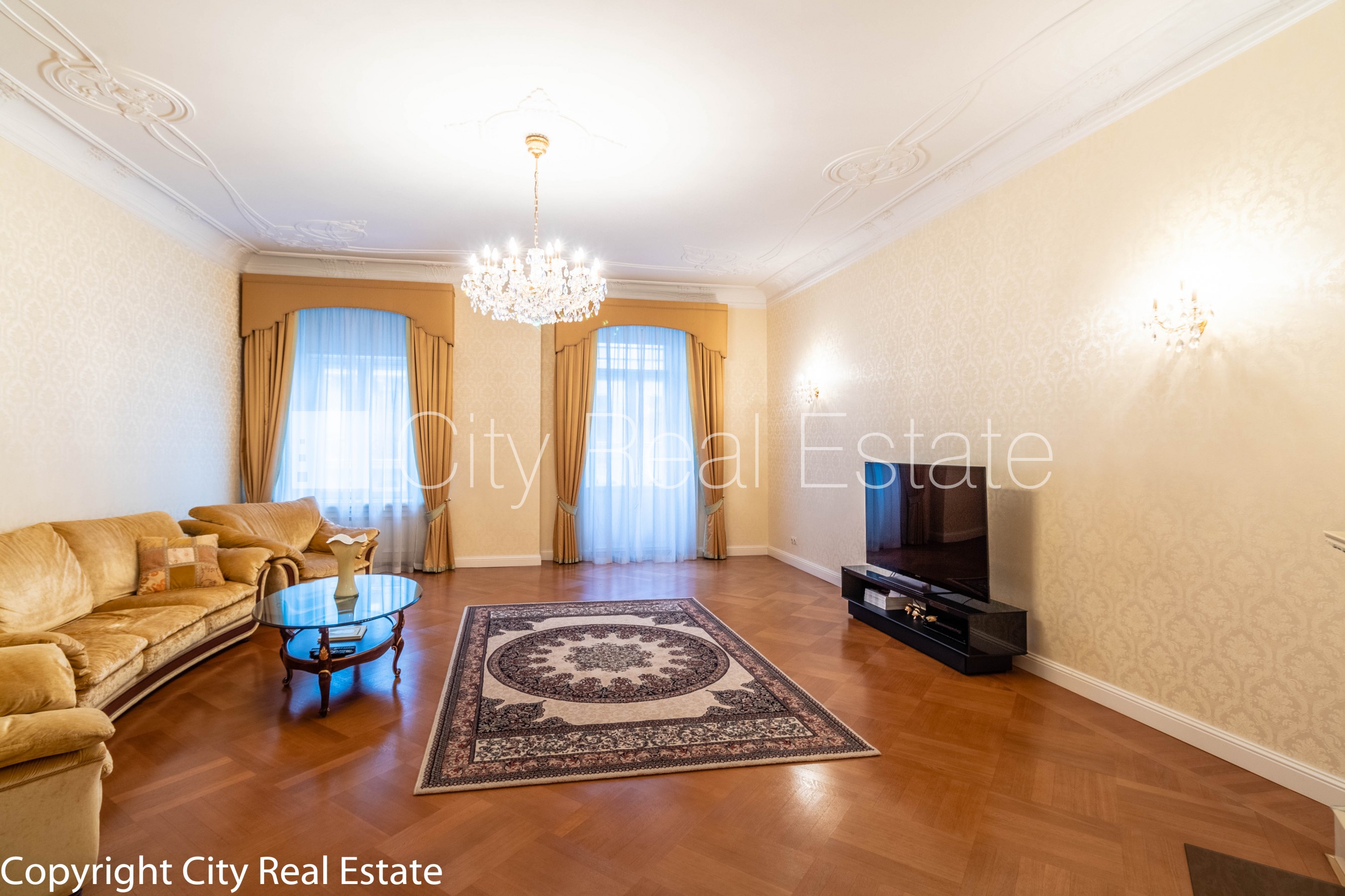 Sludinājumi. Projekts - Alberta 4, fasādes māja, restaurēta māja, dzīvokļu skaits ēkā , metāla jumta segums, Cena: 945000 EUR Foto #2