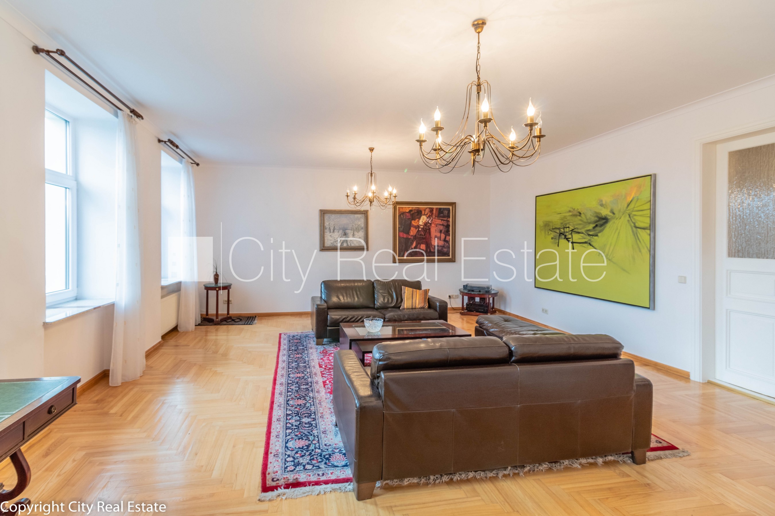 Sludinājumi. Fasādes māja, renovēta māja, ķieģeļu mūra sienas, fasāde ar dekoratīvo apmetumu, labiekārtota Cena: 398000 EUR Foto #4