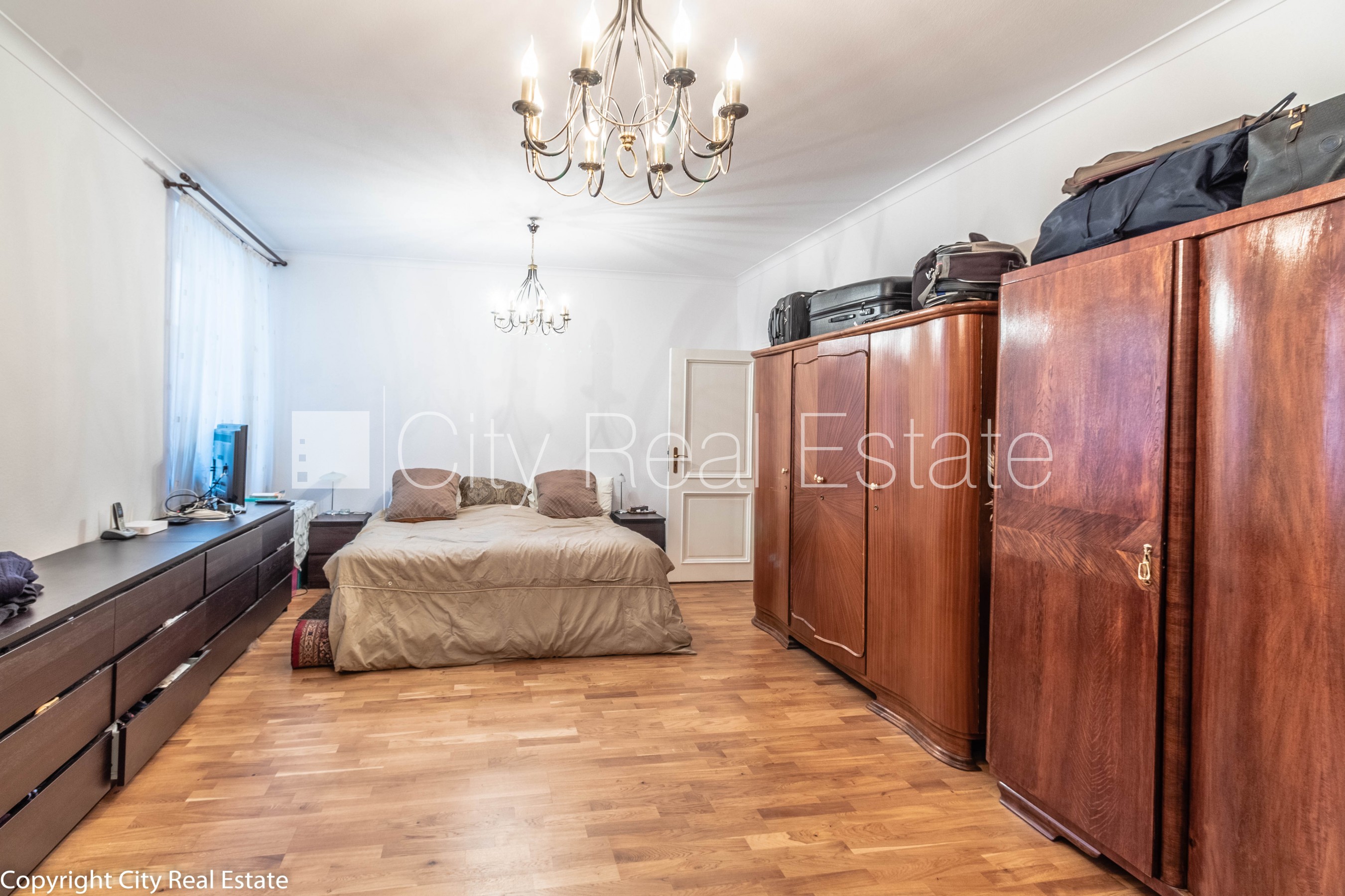 Sludinājumi. Fasādes māja, renovēta māja, ķieģeļu mūra sienas, fasāde ar dekoratīvo apmetumu, labiekārtota Cena: 398000 EUR Foto #9