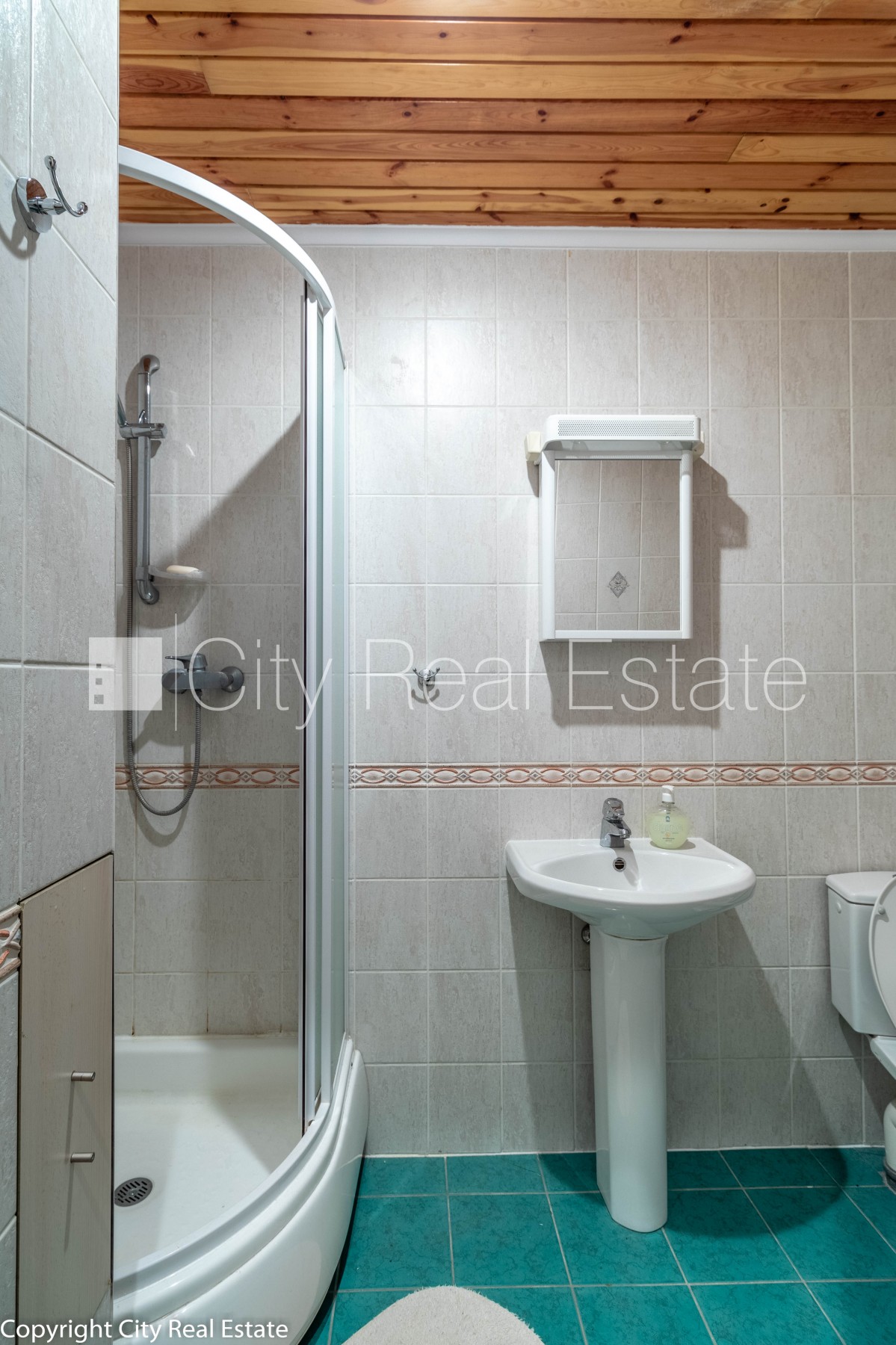 Sludinājumi. Fasādes māja, renovēta māja, ķieģeļu mūra sienas, fasāde ar dekoratīvo apmetumu, labiekārtota Cena: 398000 EUR Foto #16