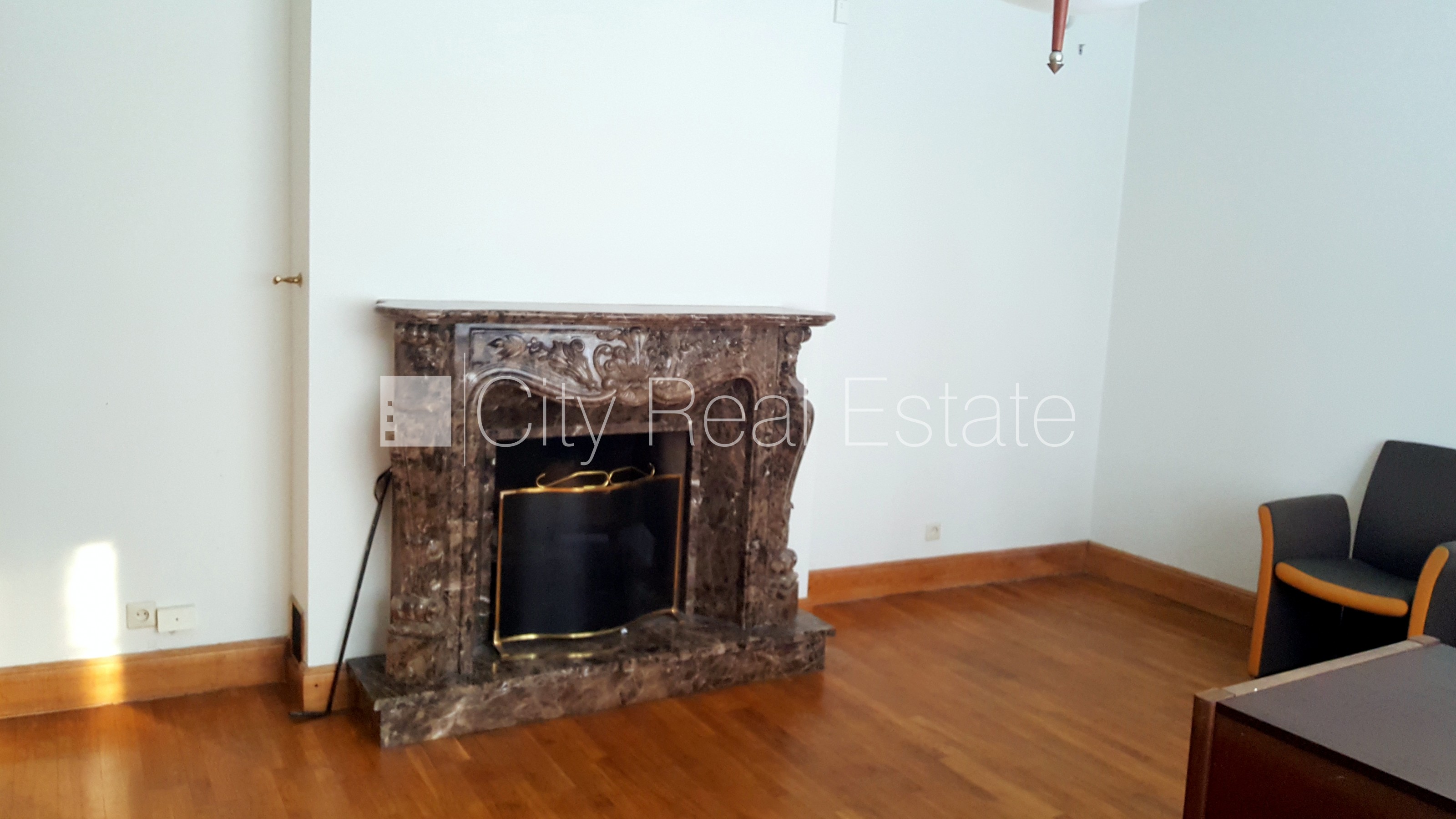 Sludinājumi. Privātmāja, jaunceltne, labiekārtota apzaļumota teritorija, bruģēts piebraucamais ceļš, teritorijas Cena: 2200 EUR/mēn Foto #20