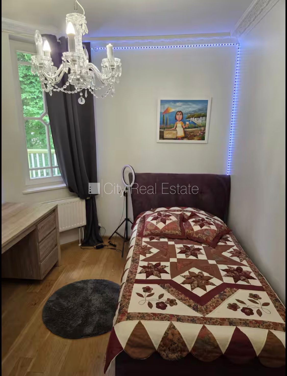 Sludinājumi. Labiekārtota apzaļumota teritorija, teritorijas iebrauktuves vārti aprīkoti ar automatizētu Cena: 3850 EUR/mēn Foto #5
