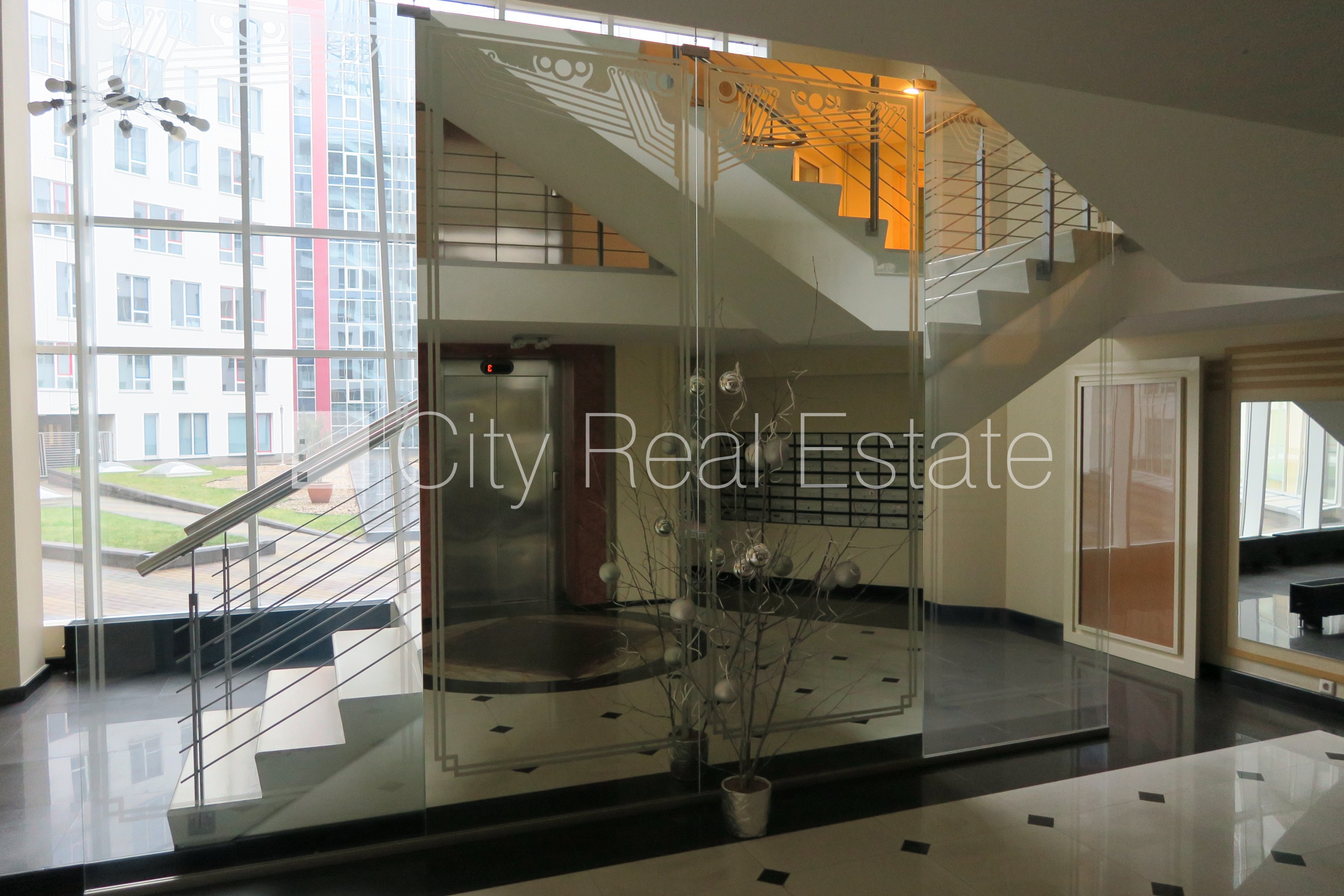 Sludinājumi. Projekts - Centra Nams, jaunceltne, labiekārtots apzaļumots pagalms, iespēja nomāt autostāvvietu, Cena: 500 EUR/mēn Foto #11