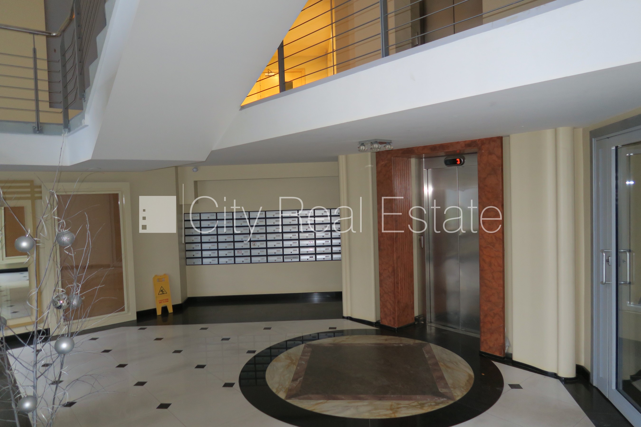 Sludinājumi. Projekts - Centra Nams, jaunceltne, labiekārtots apzaļumots pagalms, iespēja nomāt autostāvvietu, Cena: 500 EUR/mēn Foto #10