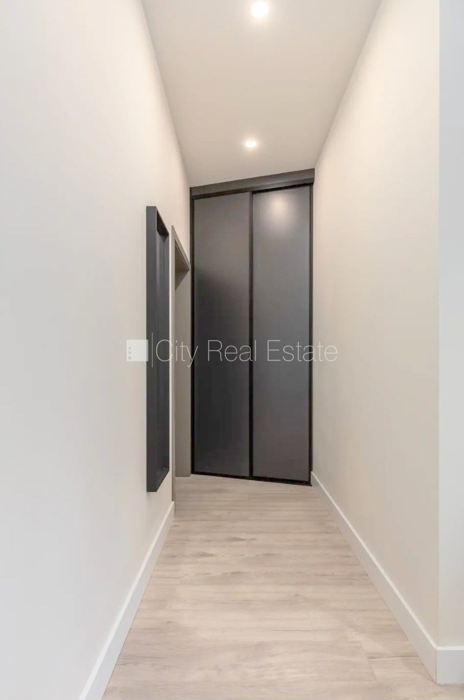 Sludinājumi. Projekts - Matīsa 38, fasādes māja, renovēta māja, labiekārtots apzaļumots pagalms, slēgts pagalms, Cena: 320 EUR/mēn Foto #8