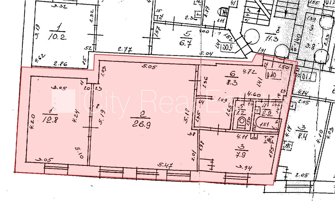 Объявление. Фасадный дом, вход с улицы, лестничная клетка после косметического ремонта, окна выходят на улицу, Цена: 620 EUR/мес. Foto #10