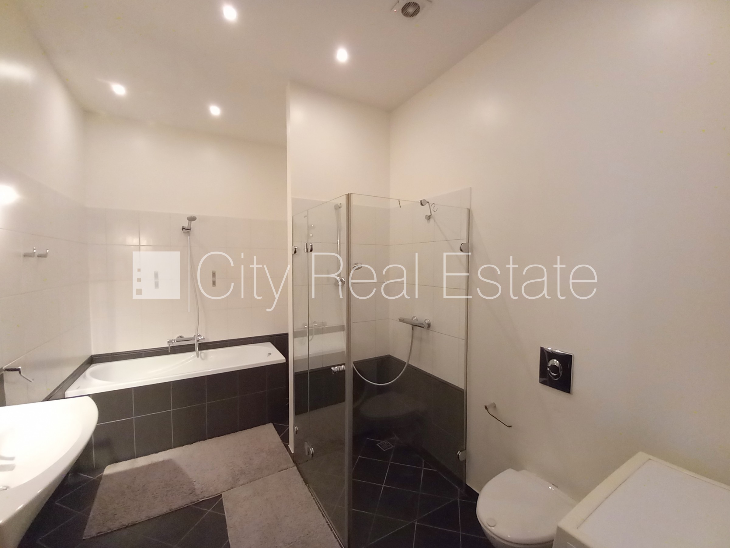 Sludinājumi. Projekts - Dārzaugļu 1, fasādes māja, renovēta māja, dzelzsbetona starp stāvu pārsegumi, gāzbetona Cena: 145000 EUR Foto #12