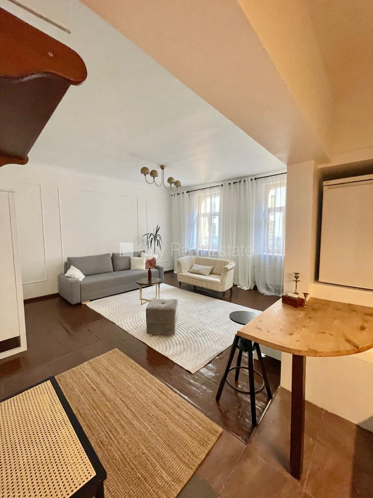 Sludinājumi. Fasādes māja, restaurēta māja, labiekārtots apzaļumots pagalms, slēgts pagalms, vieta vairākām Cena: 89000 EUR Foto #2