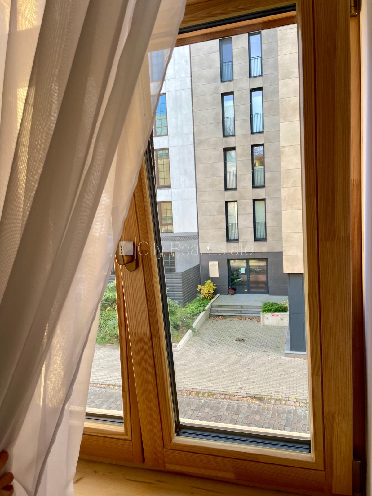 Sludinājumi. Fasādes māja, restaurēta māja, labiekārtots apzaļumots pagalms, slēgts pagalms, vieta vairākām Cena: 89000 EUR Foto #6