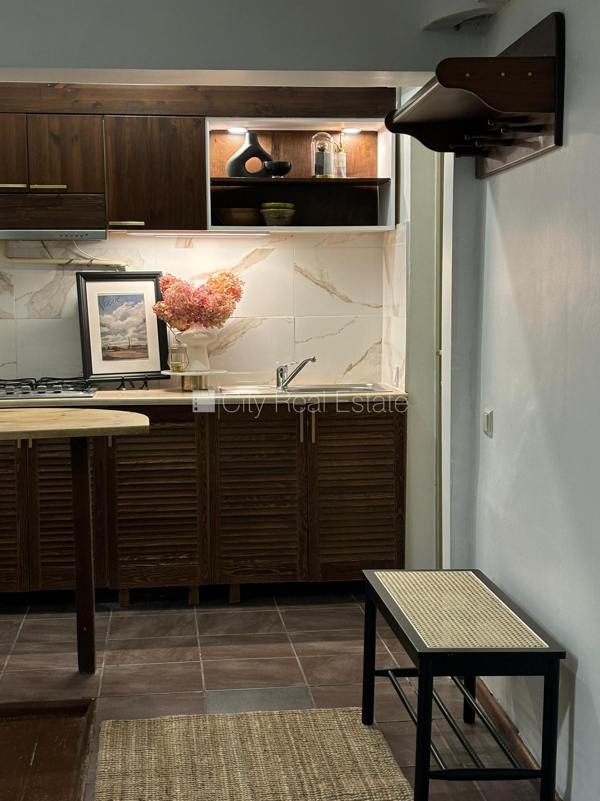 Sludinājumi. Fasādes māja, restaurēta māja, labiekārtots apzaļumots pagalms, slēgts pagalms, vieta vairākām Cena: 89000 EUR Foto #10