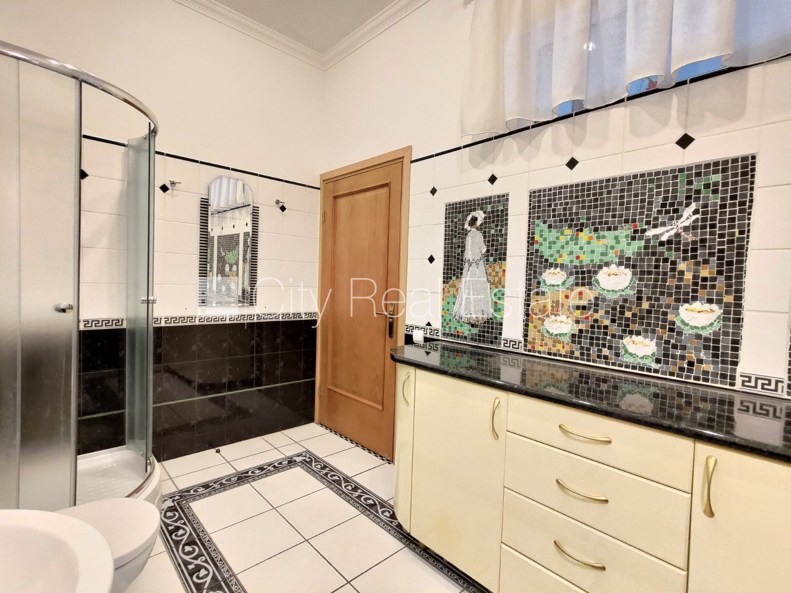 Sludinājumi. Zeme īpašumā, fasādes māja, renovēta māja, ķieģeļu mūra sienas, fasāde ar dekoratīvo apmetumu, Cena: 350000 EUR Foto #25