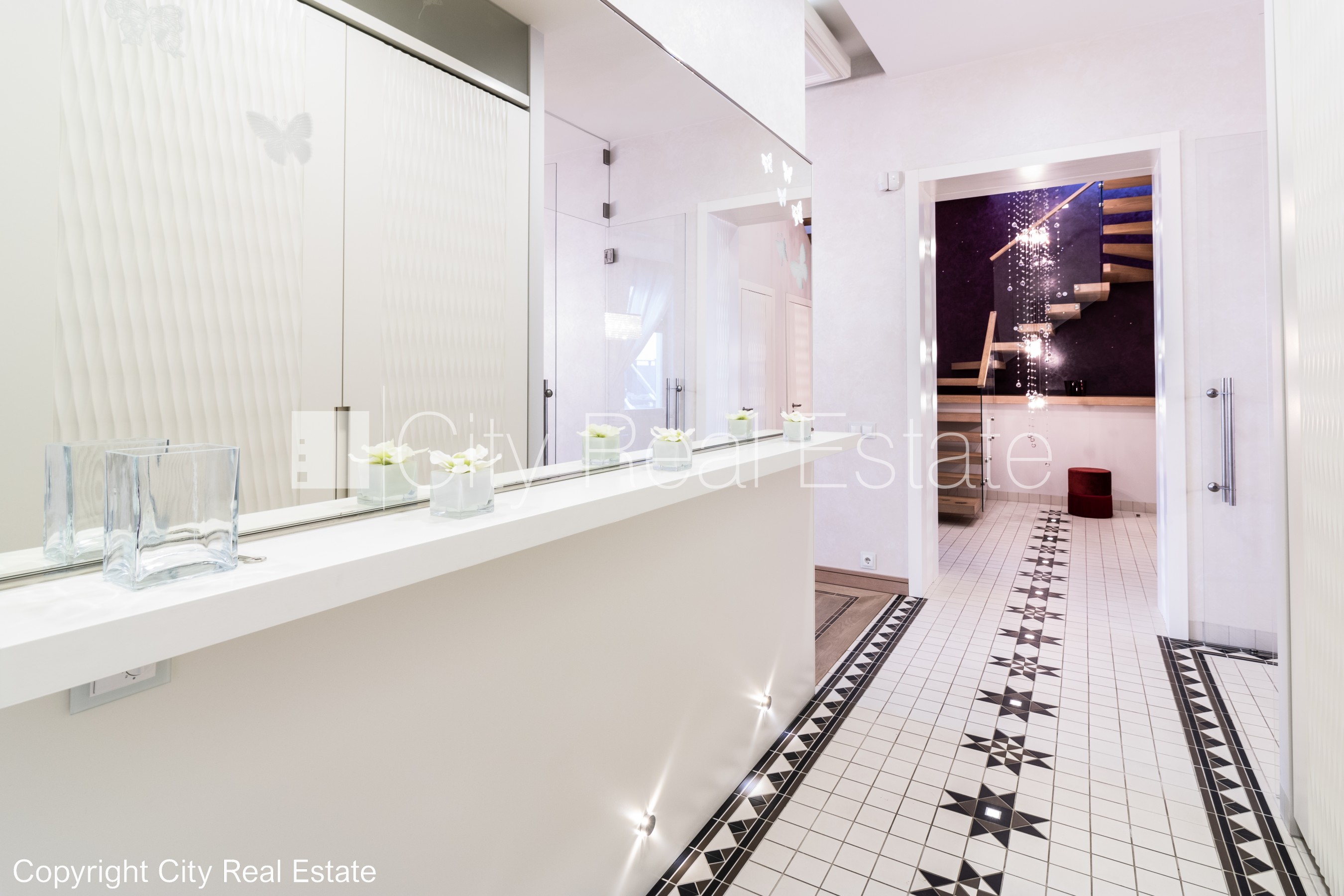 Sludinājumi. Projekts - Elizabetes 10 B, zeme īpašumā, fasādes māja, renovēta māja, ķieģeļu mūra sienas, fasāde Cena: 590000 EUR Foto #20