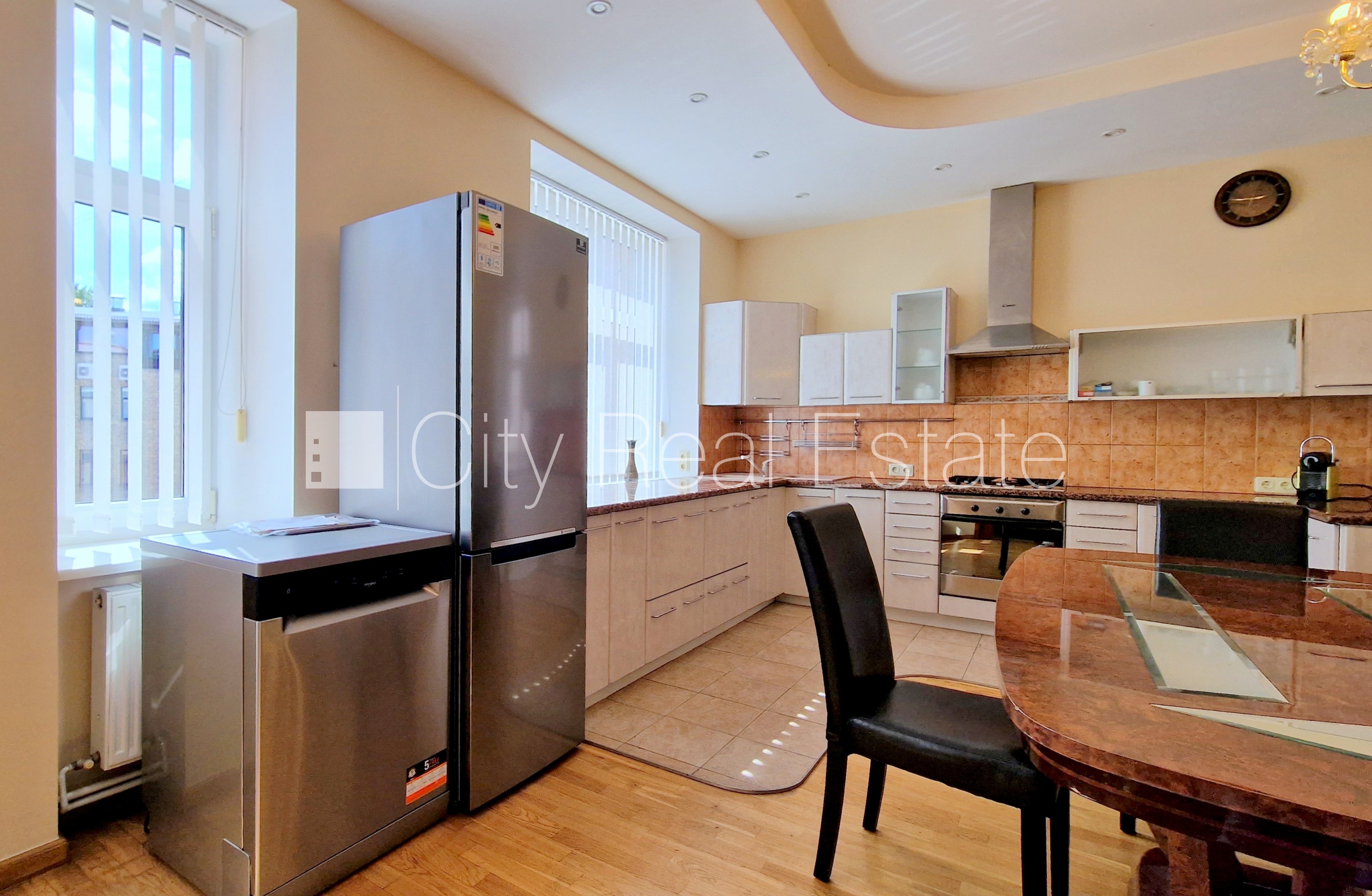 Sludinājumi. Zeme īpašumā, fasādes māja, renovēta māja, ķieģeļu mūra sienas, fasāde ar dekoratīvo apmetumu, Cena: 610000 EUR Foto #3