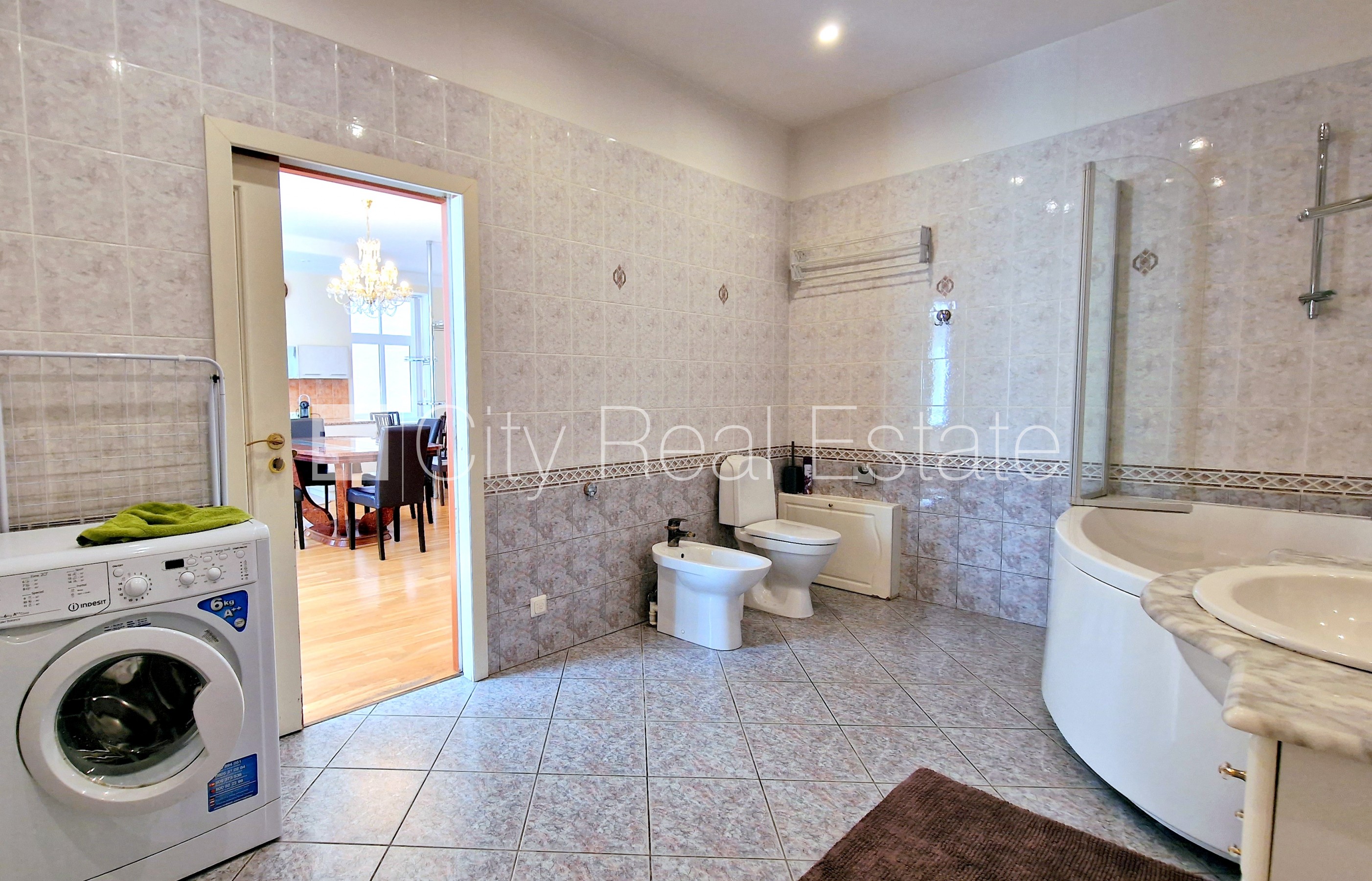 Sludinājumi. Zeme īpašumā, fasādes māja, renovēta māja, ķieģeļu mūra sienas, fasāde ar dekoratīvo apmetumu, Cena: 610000 EUR Foto #6