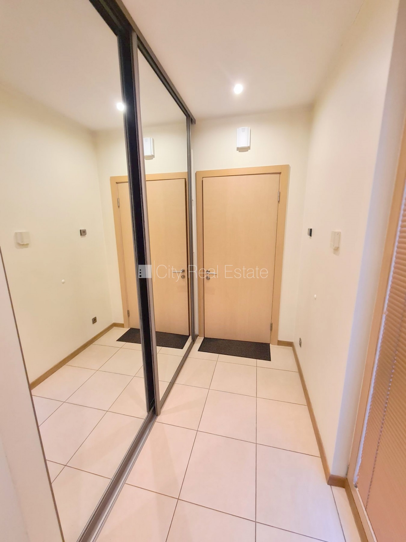 Sludinājumi. Projekts - Artilērijas 15, zeme īpašumā, jaunceltne, pagalma ēka, fasāde ar dekoratīvo apmetumu, Cena: 160000 EUR Foto #19