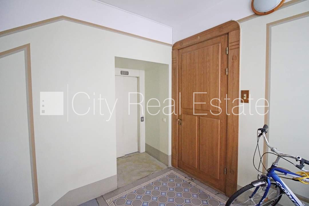 Sludinājumi. Fasādes māja, renovēta māja, slēgts pagalms, ir lifts, kāpņu telpa pēc kapitālā remonta, balkons, Cena: 848 EUR/mēn Foto #18