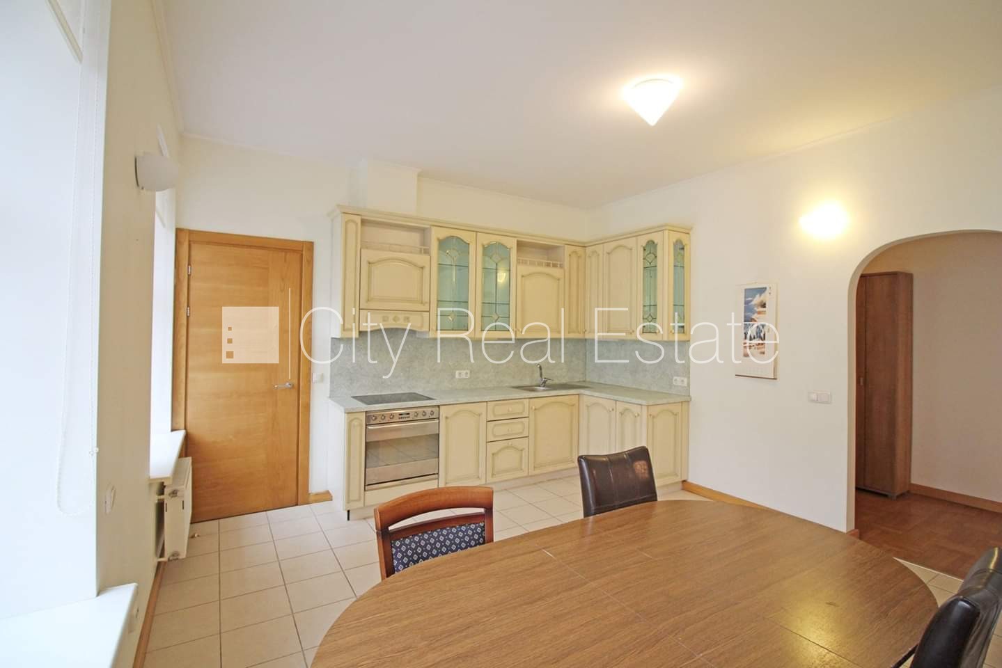 Sludinājumi. Fasādes māja, renovēta māja, slēgts pagalms, ir lifts, kāpņu telpa pēc kapitālā remonta, balkons, Cena: 848 EUR/mēn Foto #5