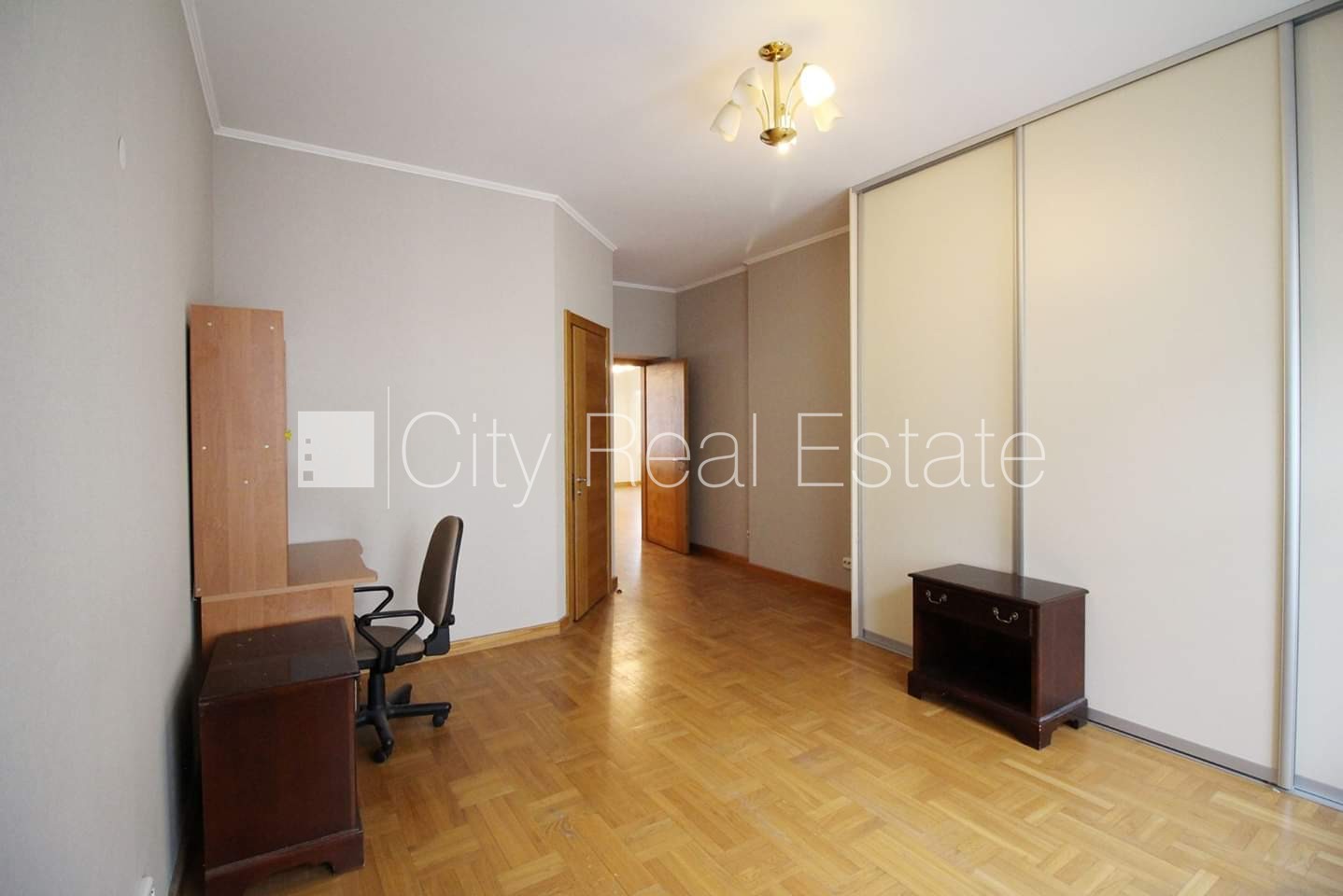 Sludinājumi. Fasādes māja, renovēta māja, slēgts pagalms, ir lifts, kāpņu telpa pēc kapitālā remonta, balkons, Cena: 848 EUR/mēn Foto #7