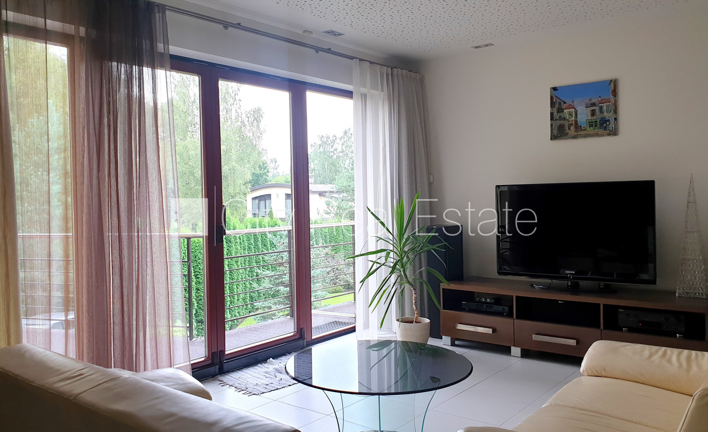 Sludinājumi. Zeme īpašumā, jaunceltne, fasādes māja, ķieģeļu mūra sienas, labiekārtota apzaļumota teritorija Cena: 1.35e+06 EUR Foto #15