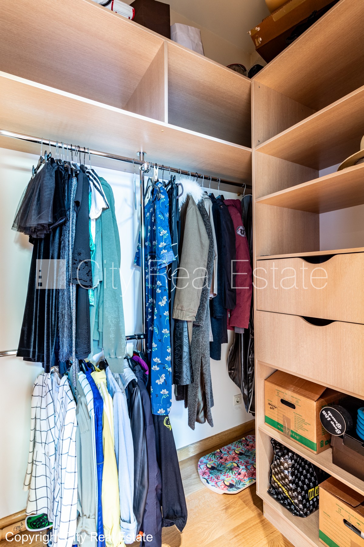 Sludinājumi. Projekts - Pulkveža Nams, pagalma ēka, renovēta māja, labiekārtots apzaļumots pagalms, slēgts Cena: 295000 EUR Foto #19