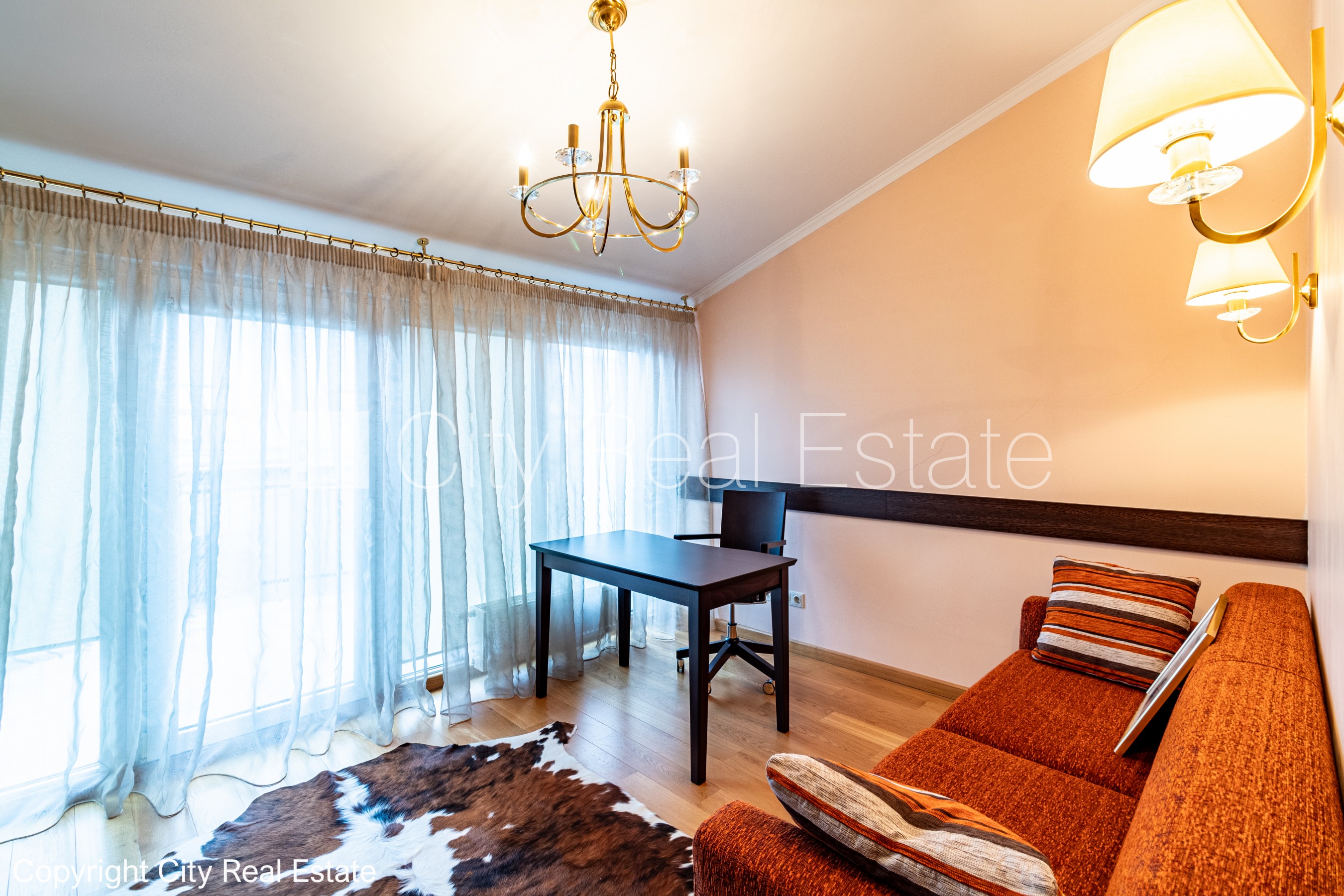 Sludinājumi. Projekts - Pulkveža Nams, pagalma ēka, renovēta māja, labiekārtots apzaļumots pagalms, slēgts Cena: 295000 EUR Foto #15