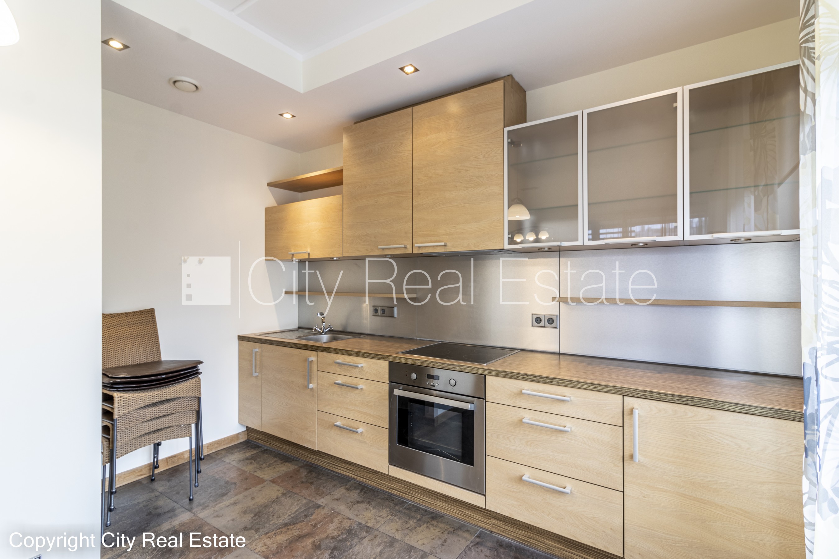 Sludinājumi. Projekts - Viesturdārza mājas, jaunceltne, slēgts pagalms, vieta automašīnai, pazemes Cena: 950 EUR/mēn Foto #2