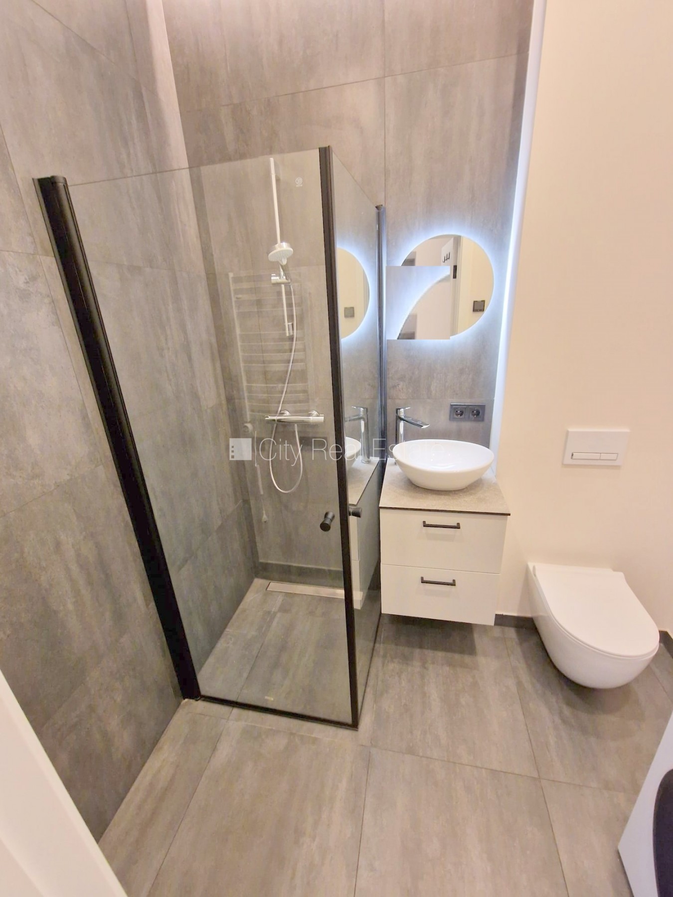 Объявление. Проект - Matīsa 38 (Матиса 38), фасадный дом, реновированный дом, благоустроенный озеленённый двор, Цена: 450 EUR/мес. Foto #14